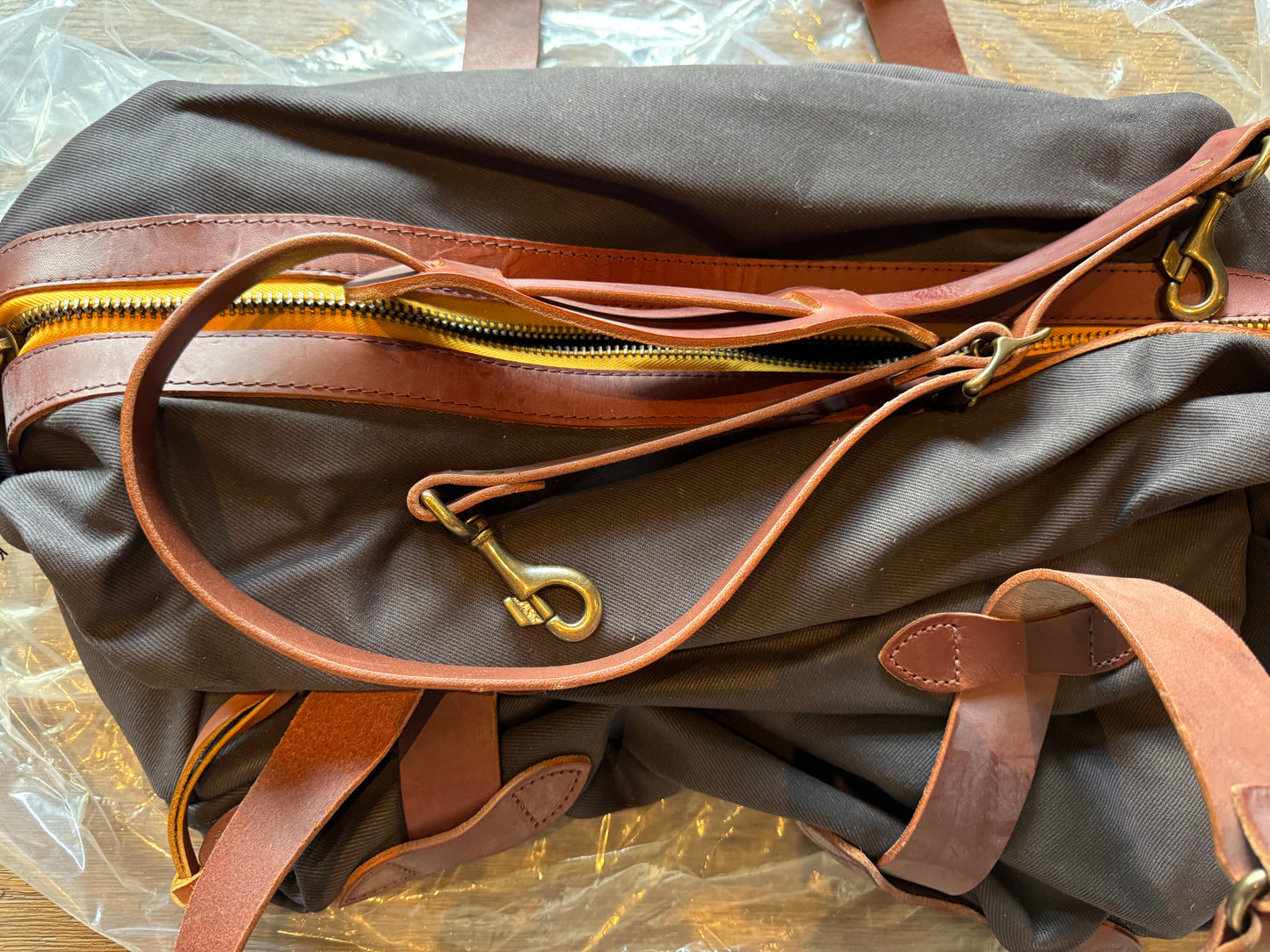 Filson X Chris Stapleton Traveller Outfitter Bag NWT #20264454 USA Cinder