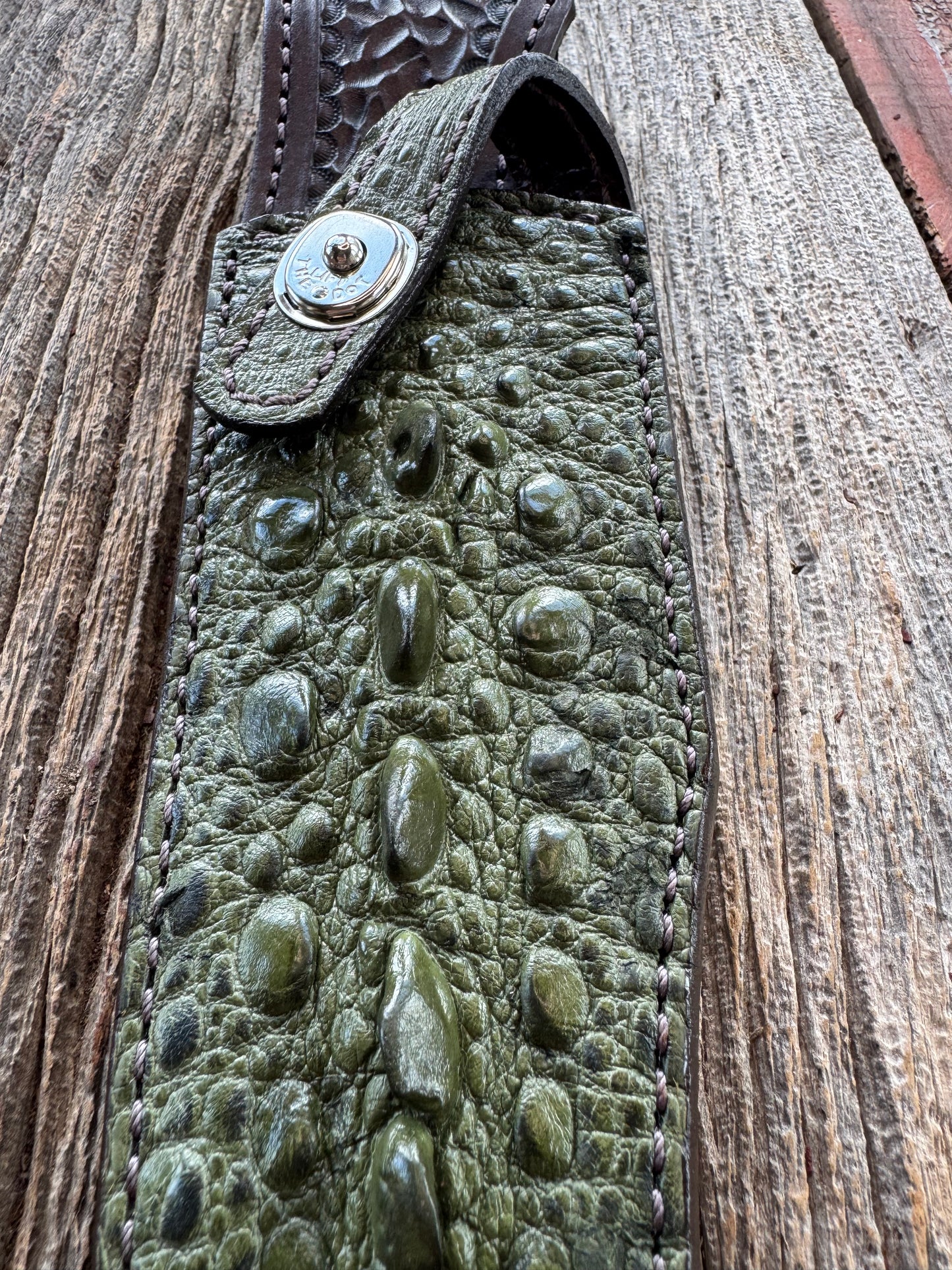 Randall Model 12-8 “Big Bear” Sheath in Exotic Green Snapping Turtle by Treeman. Spiked Dragon tail portion of the turtle.