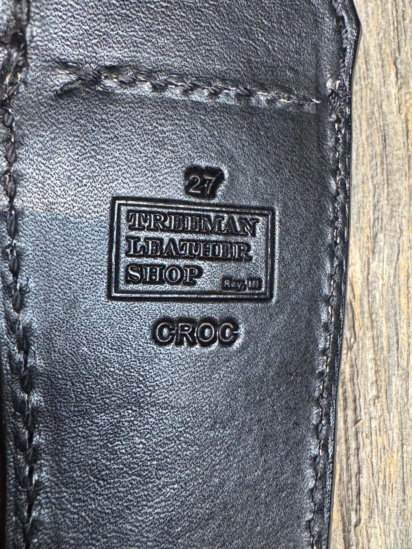 Randall Model 27 Sheath in Exotic Black Crocodile from Treeman.