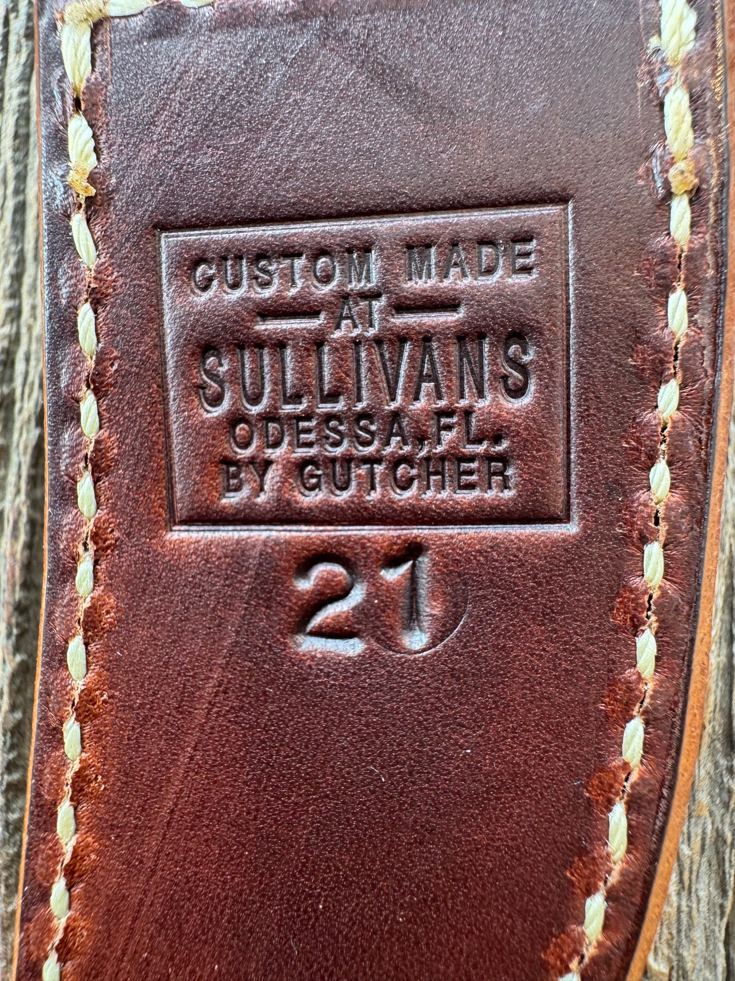 New Randall Sullivans by Gutcher Leather Knife Sheath Model 21 with paracord.
