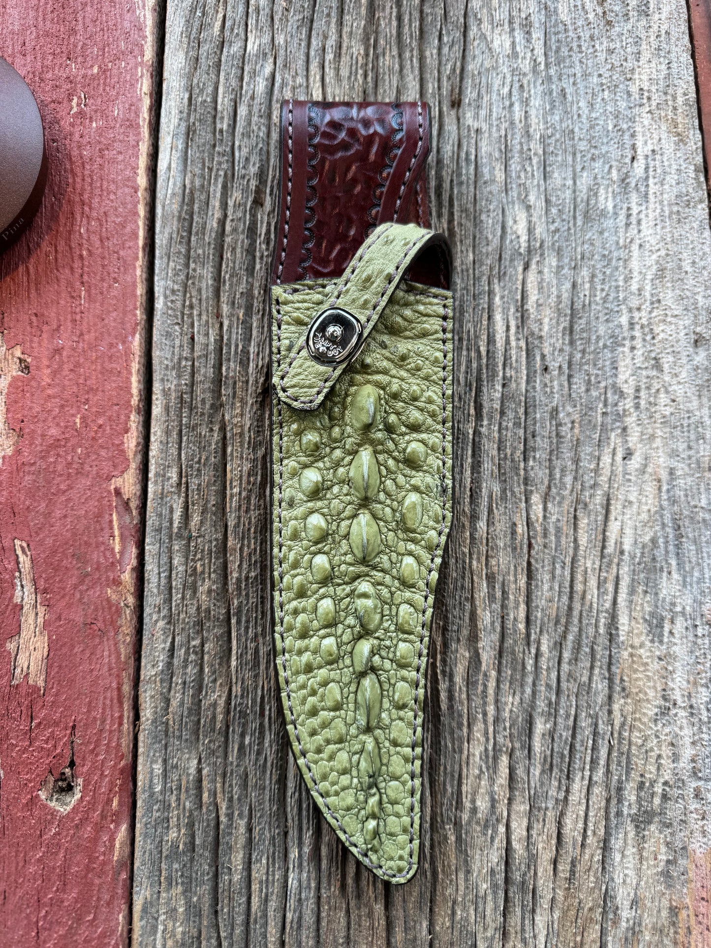 Randall Model 12-8 Sheath in Exotic Avocado Green Snapping Turtle by Treeman. Spiked Dragon tail portion of the turtle.