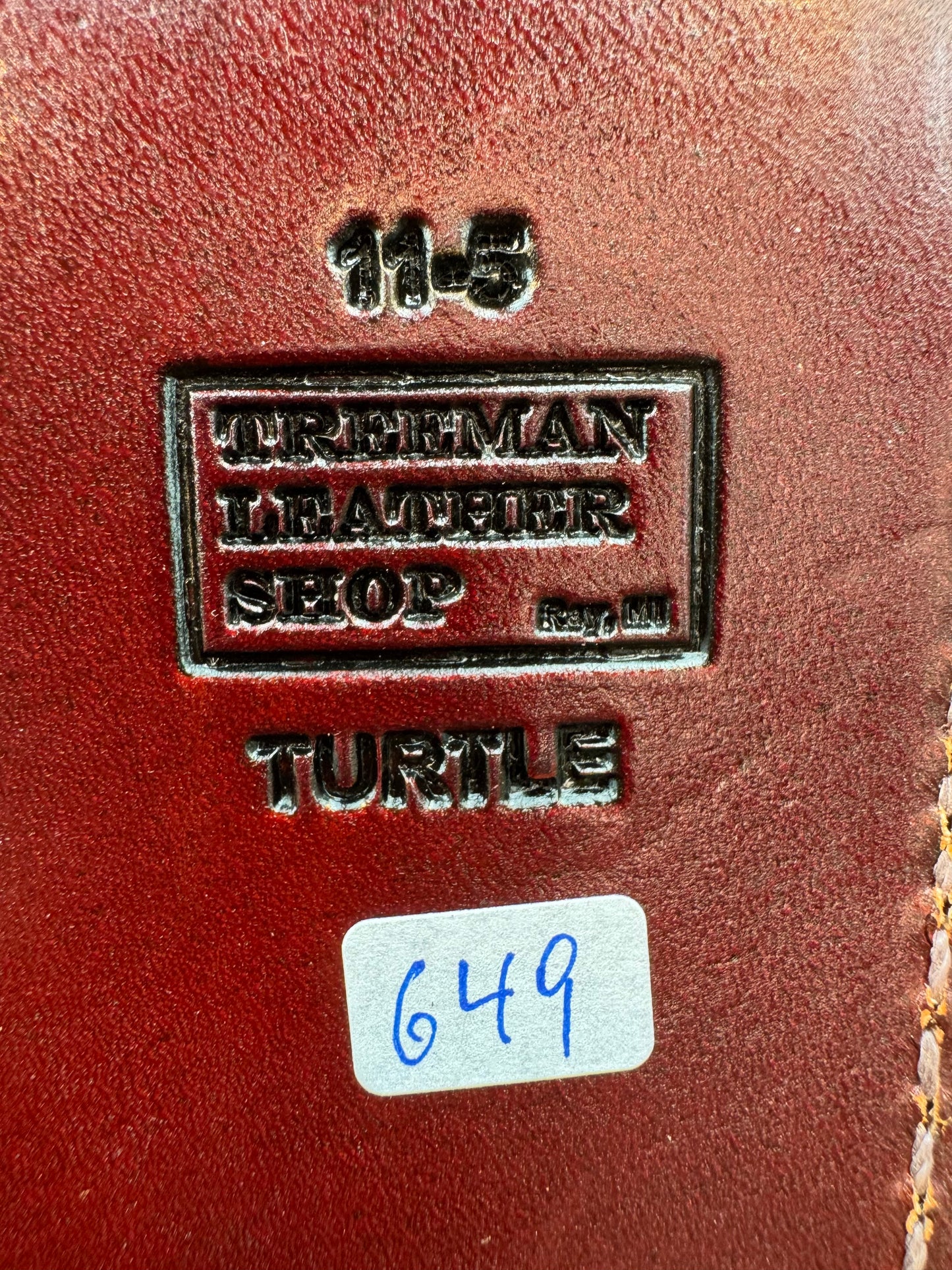 Randall Model 11-5 Sheath in Exotic Brown Snapping Turtle by Treeman. Spiked Dragon tail portion of the turtle.