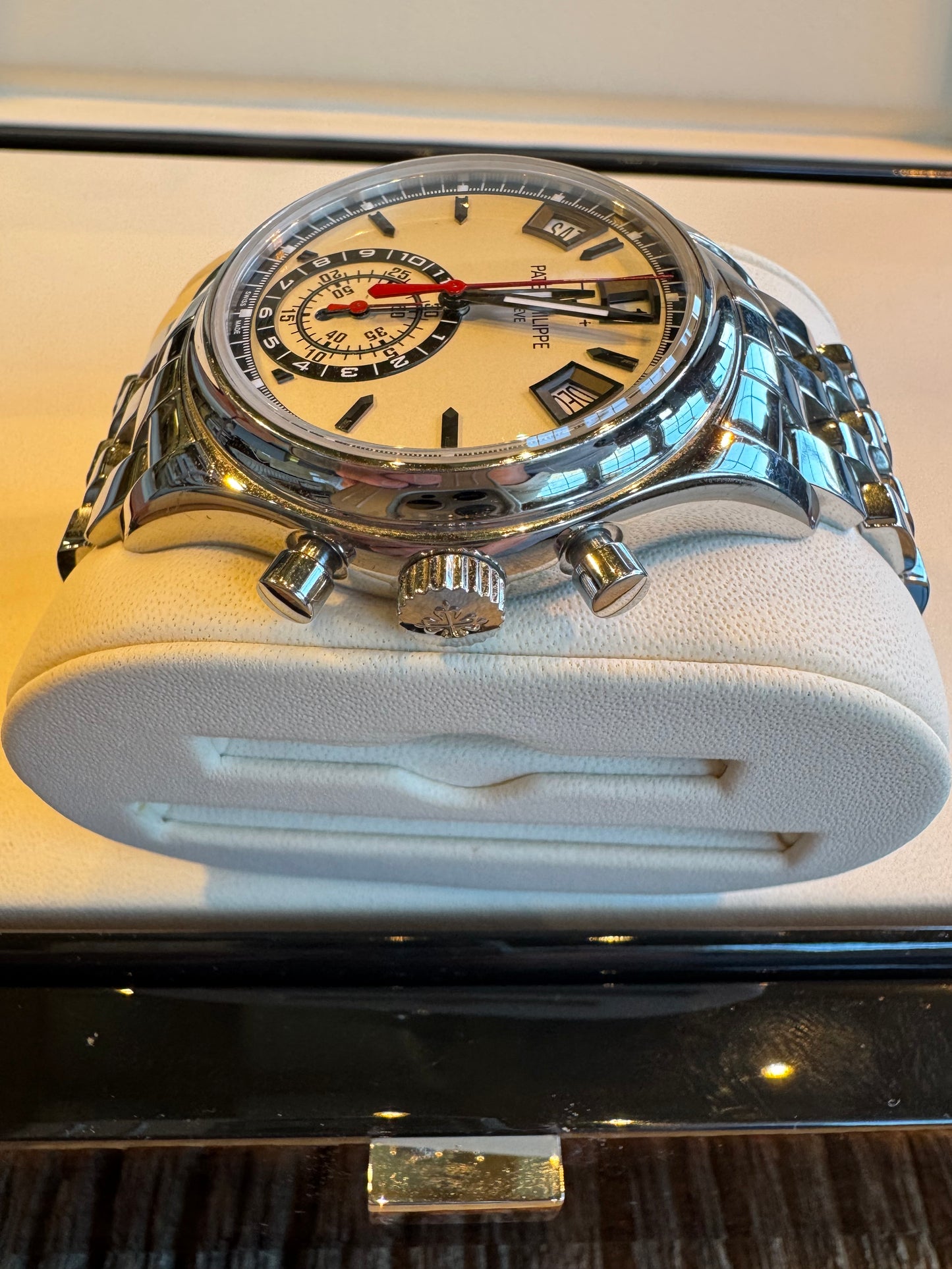 Patek Philippe Annual Calendar Chronograph. Model 5960/1A-001 White Dial and Stainless Steel.
