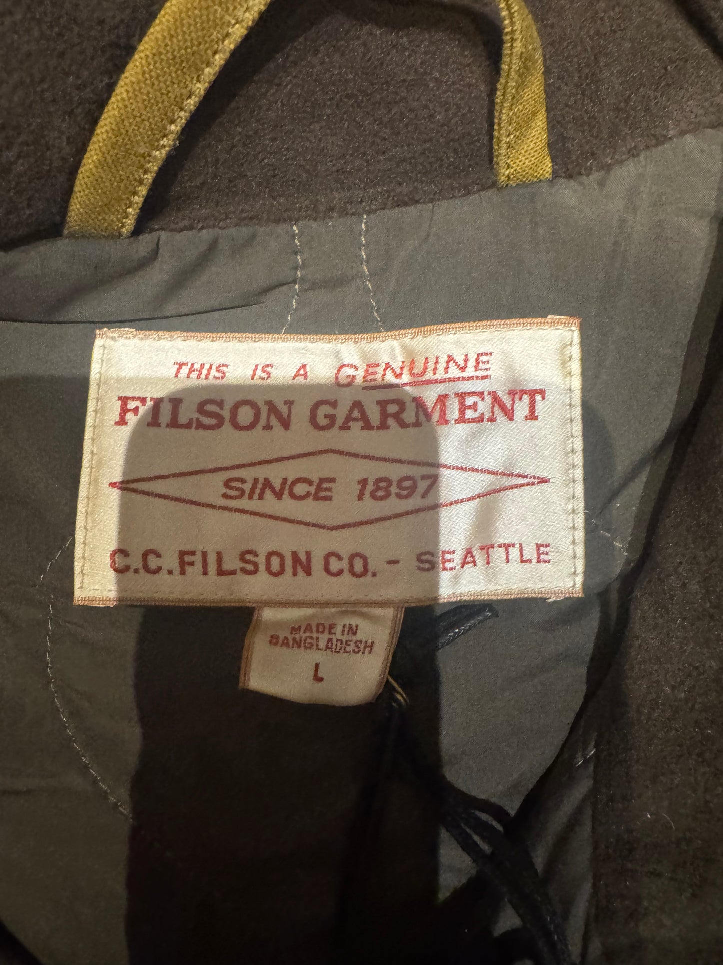 NWT Filson TIN CLOTH PRIMALOFT VEST in DARK TAN Large NWT