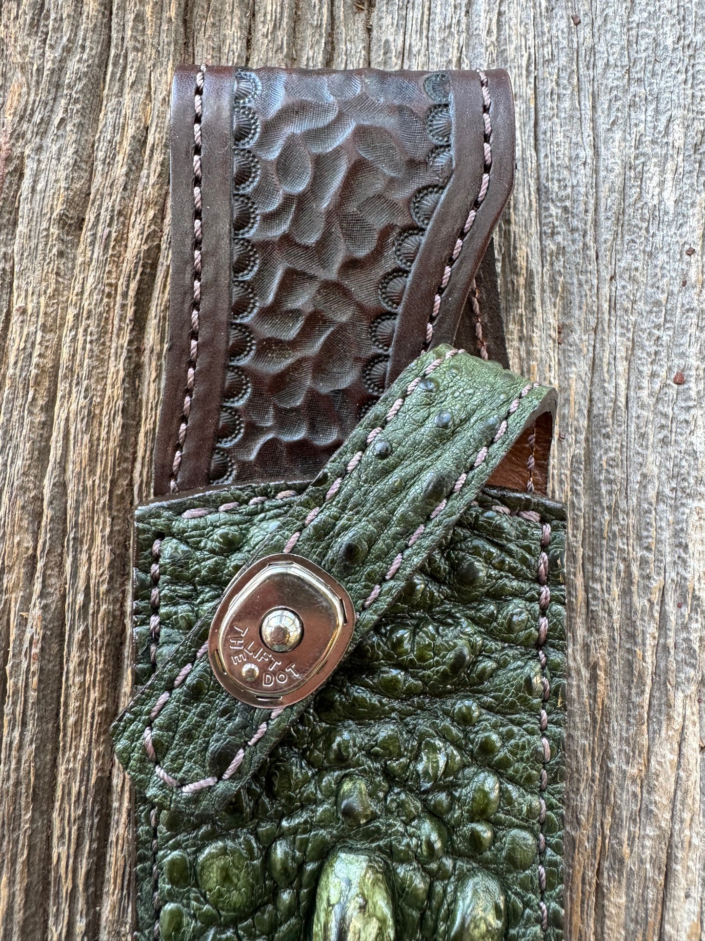 Randall Model 12-8 “Big Bear” Sheath in Exotic Army Green Snapping Turtle by Treeman. Spiked Dragon tail portion of the turtle.