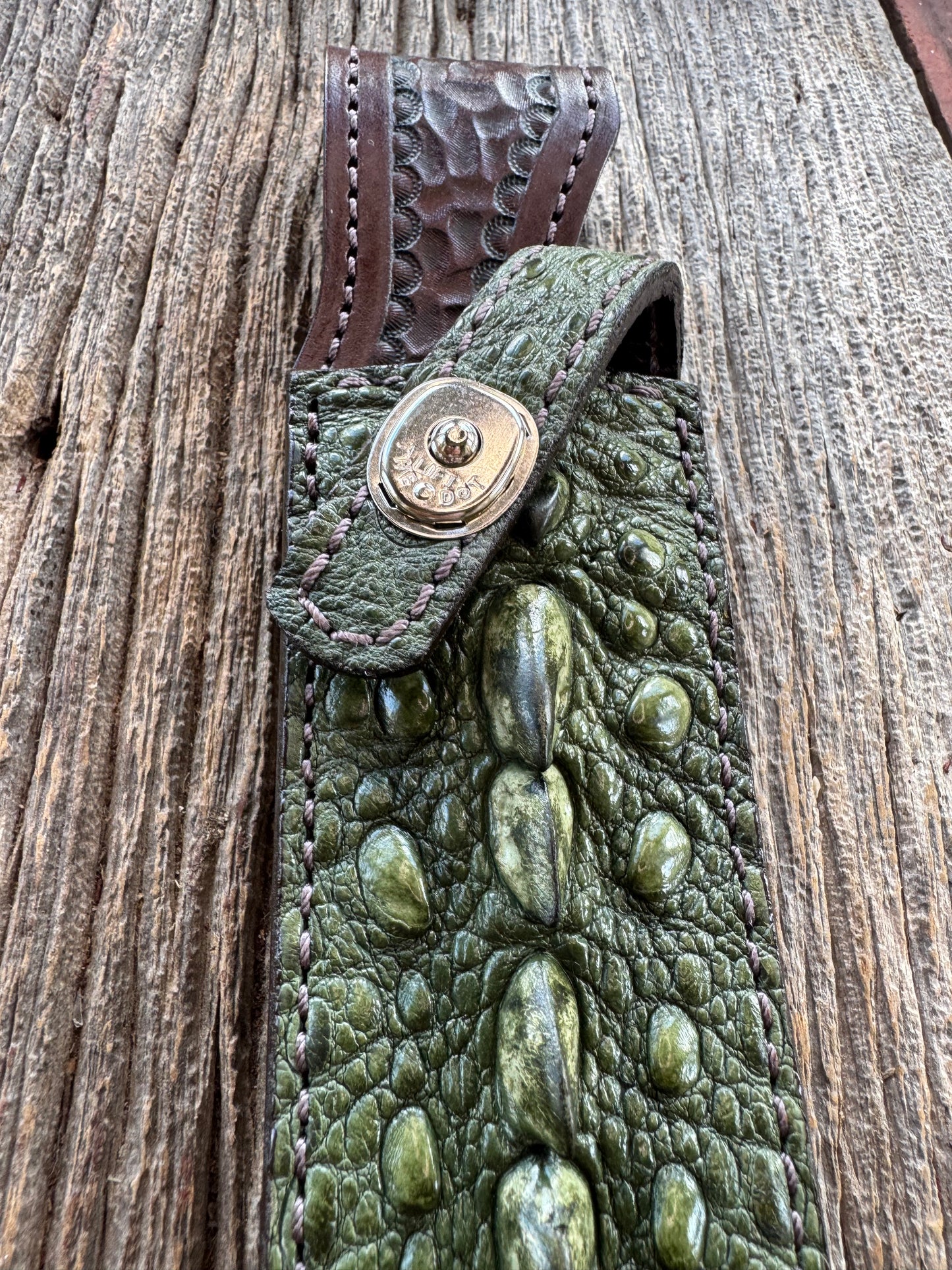Randall Model 16-7 SP1 Sheath in Exotic Green Snapping Turtle by Treeman. Spiked Dragon tail portion of the turtle.