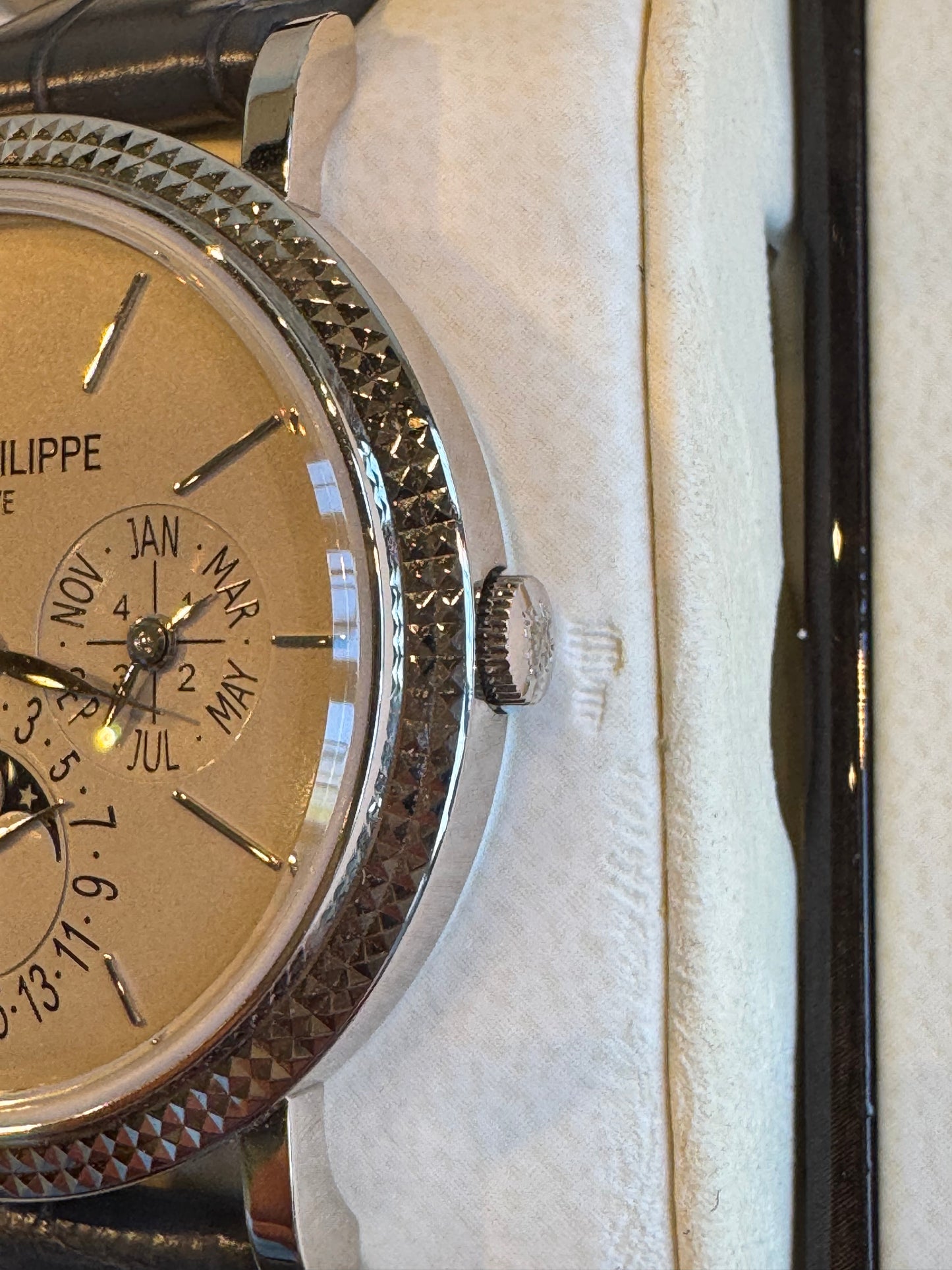 Patek Philippe Perpetual Calendar Grand Complications Perpetual Calendar 5139G-001 Matte Grey Strap like new.