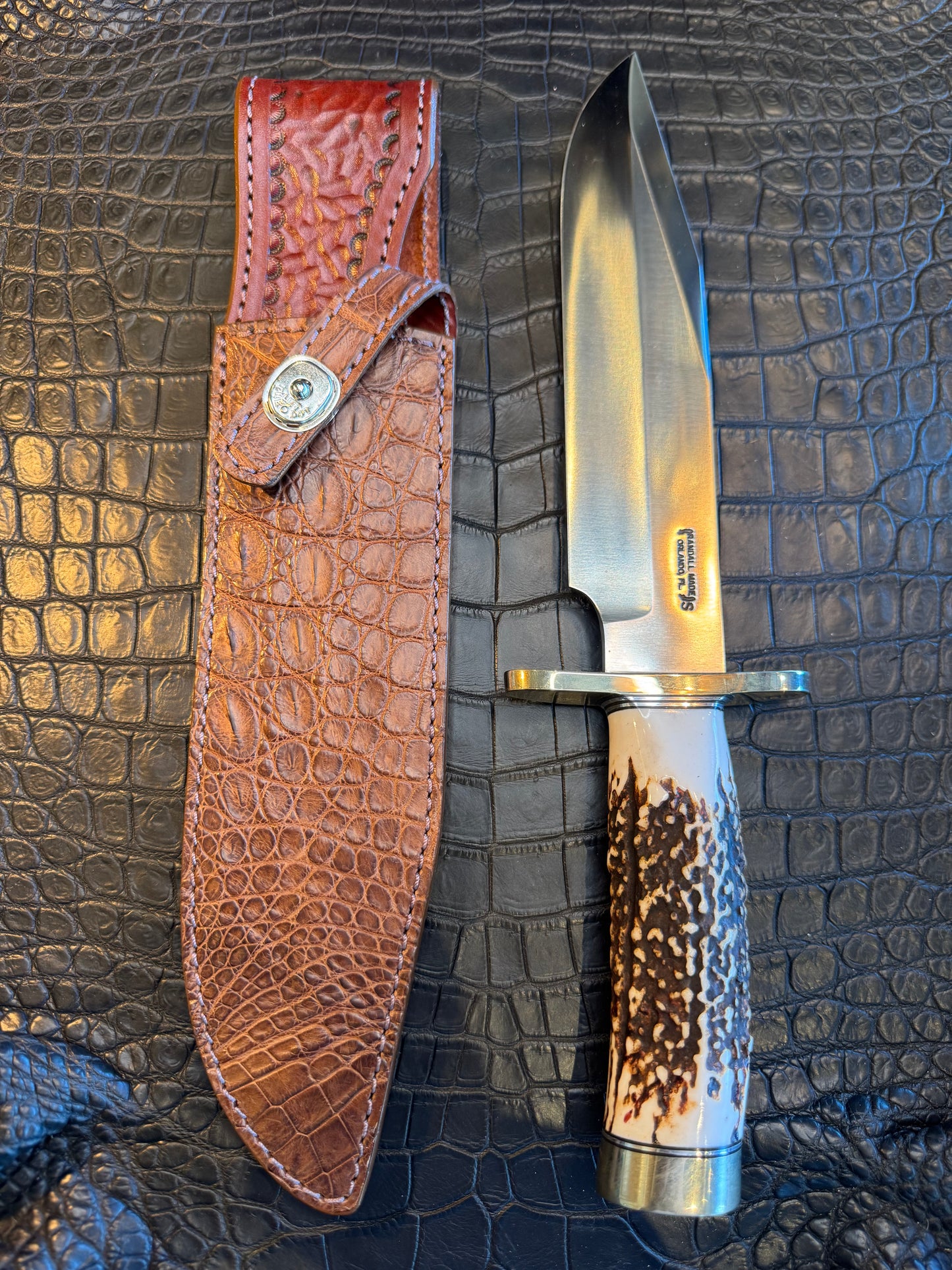 Randall Model 12-9/14 Grind Sheath in Exotic Brown Crocodile by Treeman. (Sheath only)