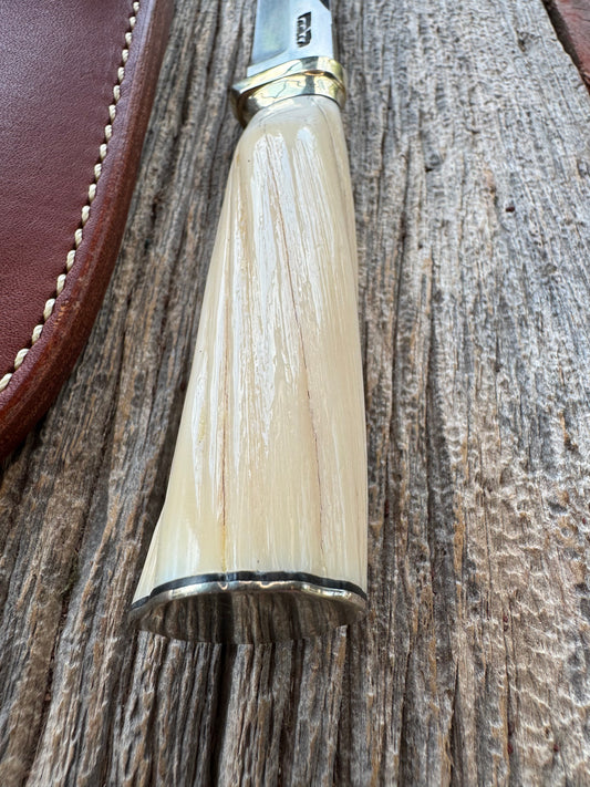 NOTE : Item is part of my personal Collection. Adding to cart will not result in sale. Rare Randall Model Gambler in Beautiful Spiraled Narwal, Nickel Silver collar and butt plate. Stainless steel, Stunning and rare.