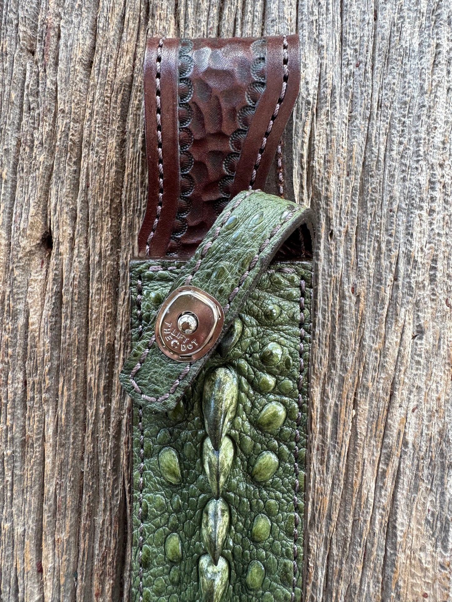 Randall Model 16-7 SP1 Sheath in Exotic Green Snapping Turtle by Treeman. Spiked Dragon tail portion of the turtle.