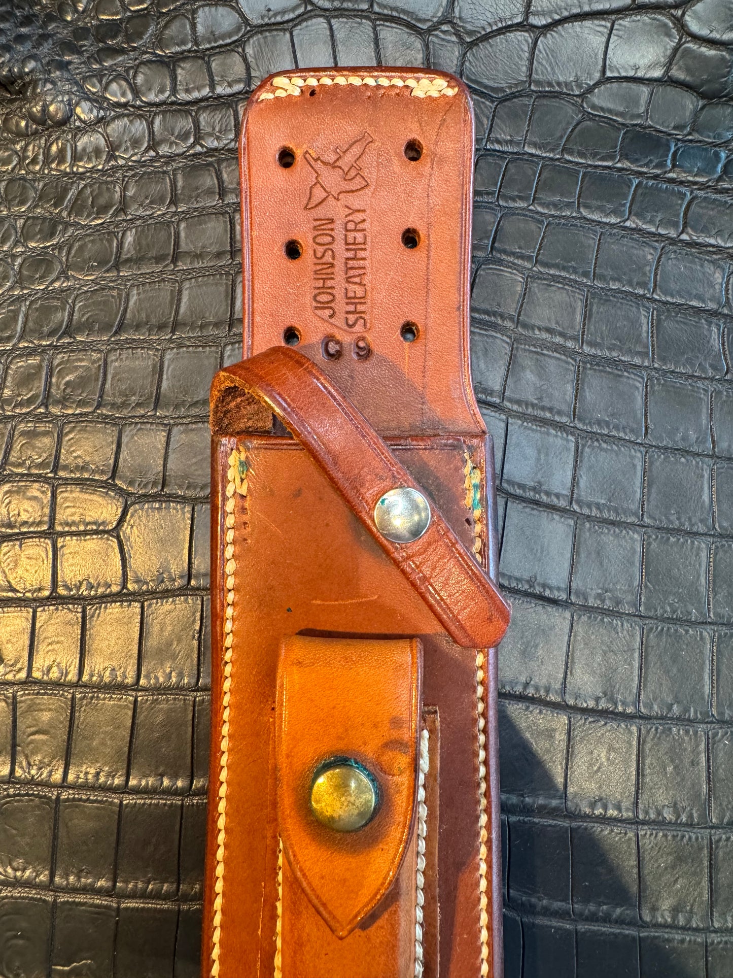 Randall Model 6-9 or 12-9 Sheath in Tan Leather made by Johnson Sheaths in the 90’s for Randall Knives.