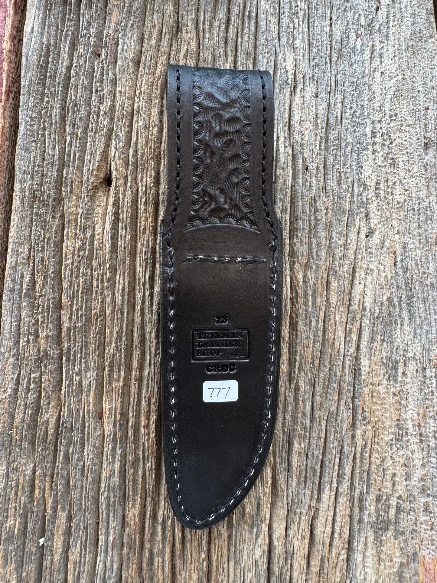 Randall Model 23 Sheath in Exotic Black Crocodile from Treeman.