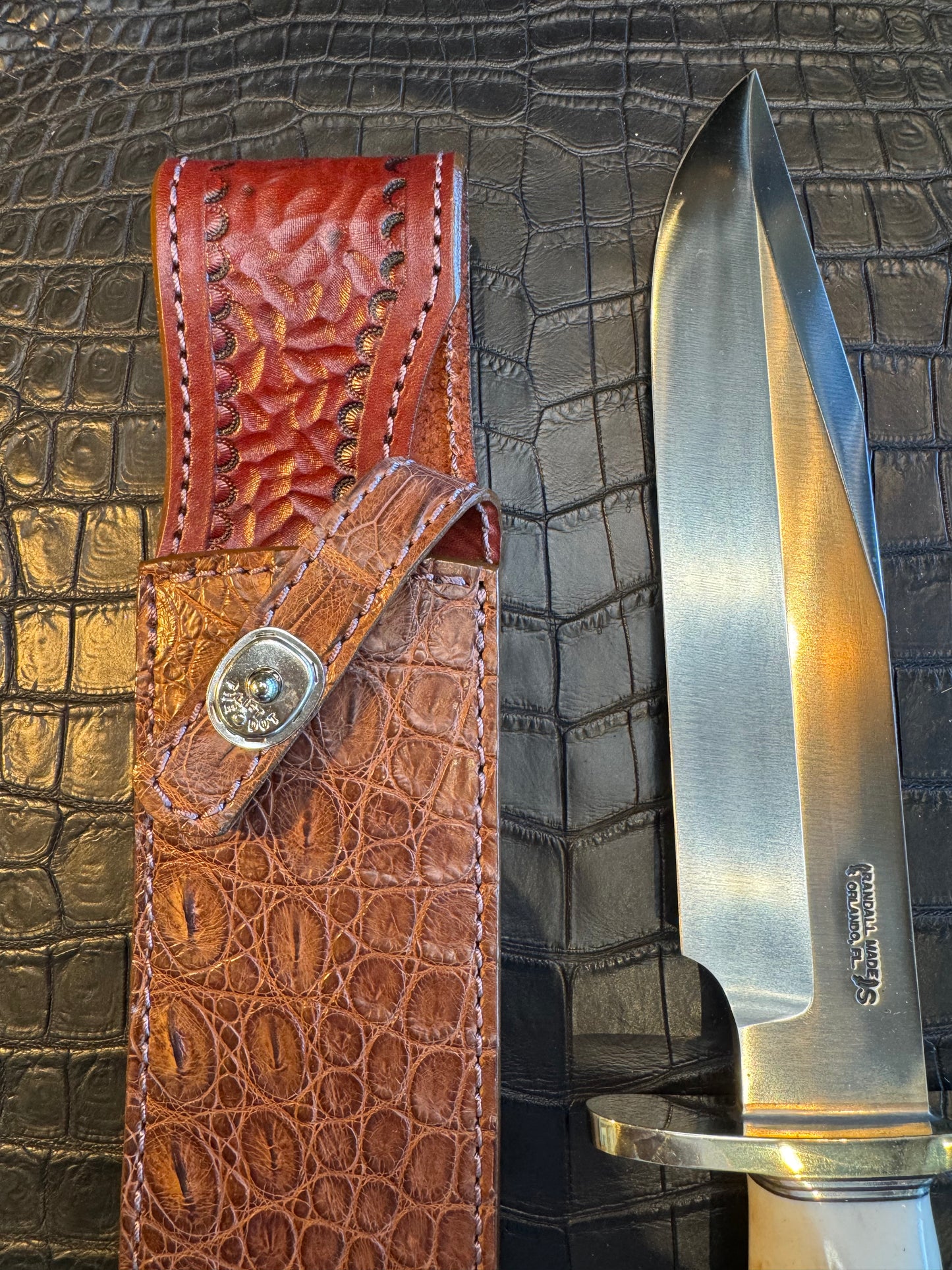 Randall Model 12-9/14 Grind Sheath in Exotic Brown Crocodile by Treeman. (Sheath only)