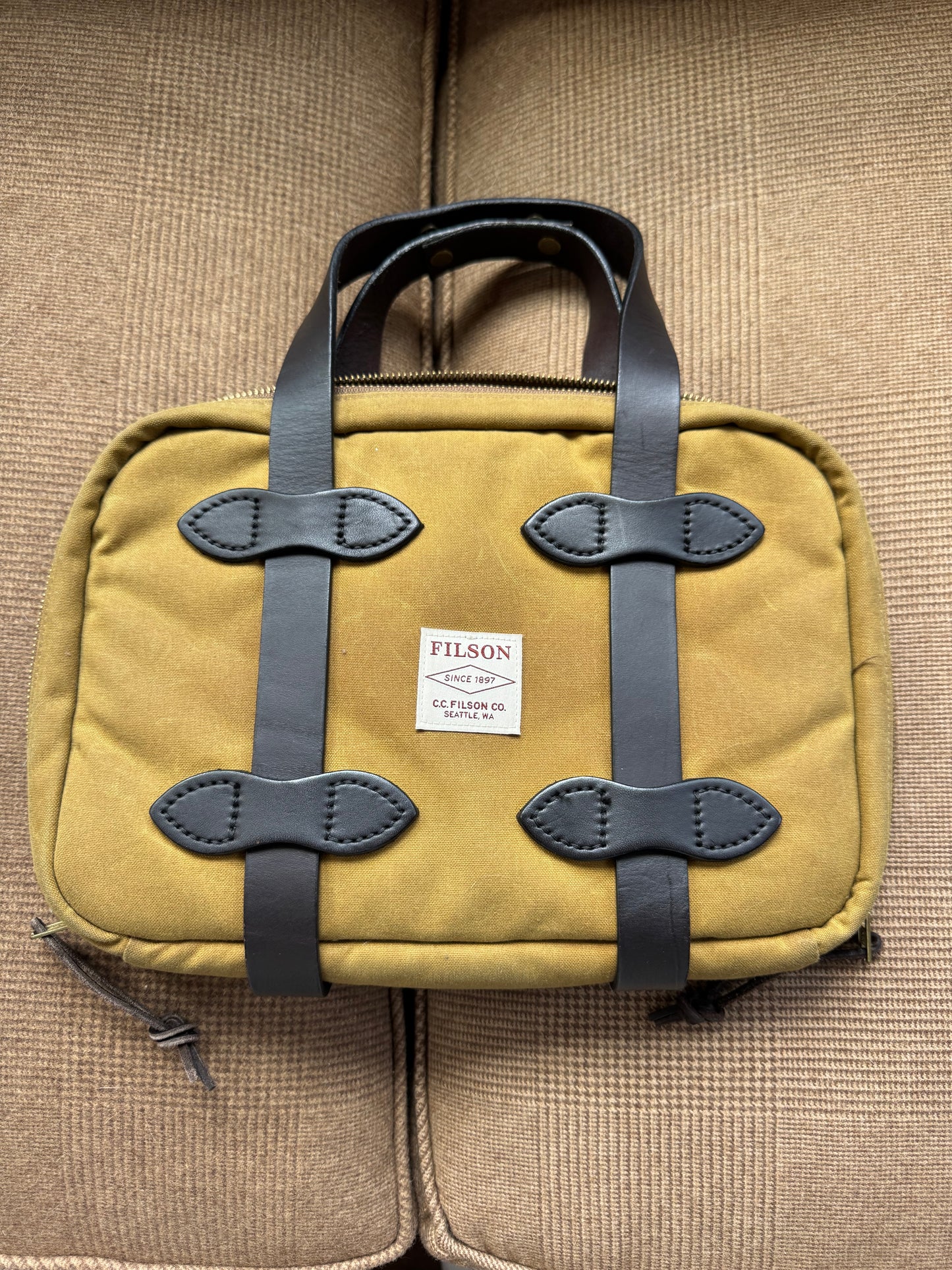 Very Rare Filson Filson 70058 - Tin Cloth Grip or Pistol Case Made in USA