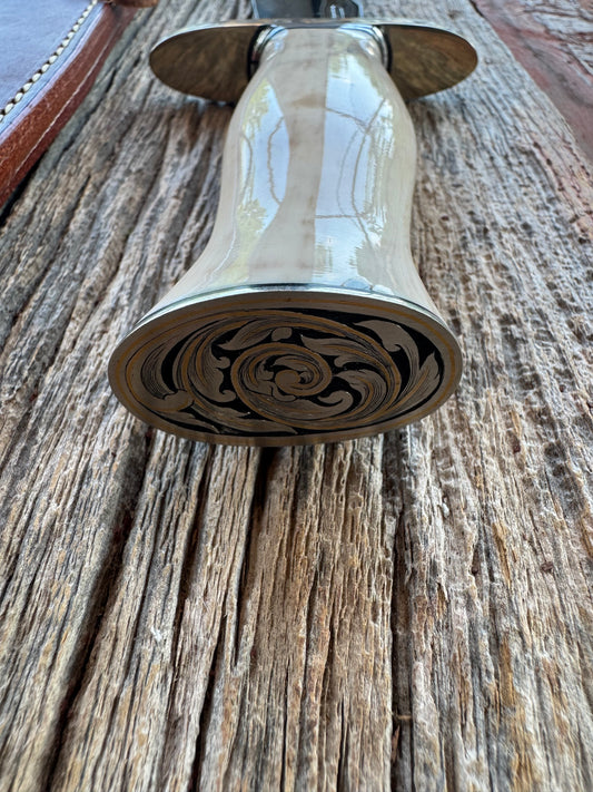 Nice Randall Knife Model 12-8 Big Bear. Gorgeous piece of creamy Fossil Walrus Ivory. Jere Davidson gold inlay engraved Nickel silver hilt and butt plate,Stainless steel.