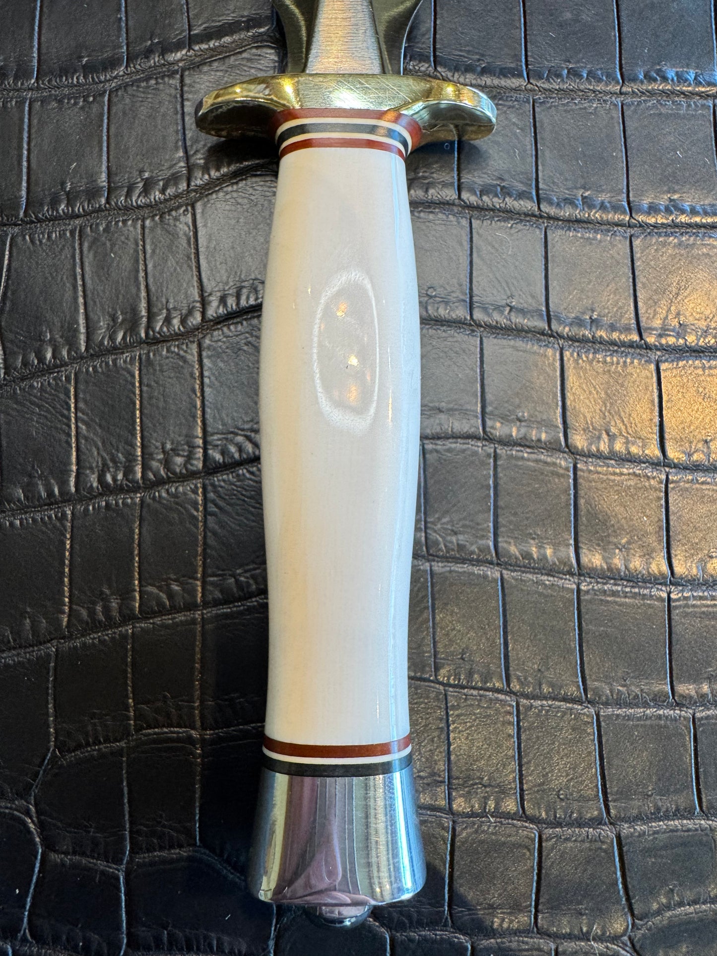 Vintage Randall Model 2-5 in Elephant Ivory with Nickel Silver Hilt and Aluminum Butt cap. Flawless.