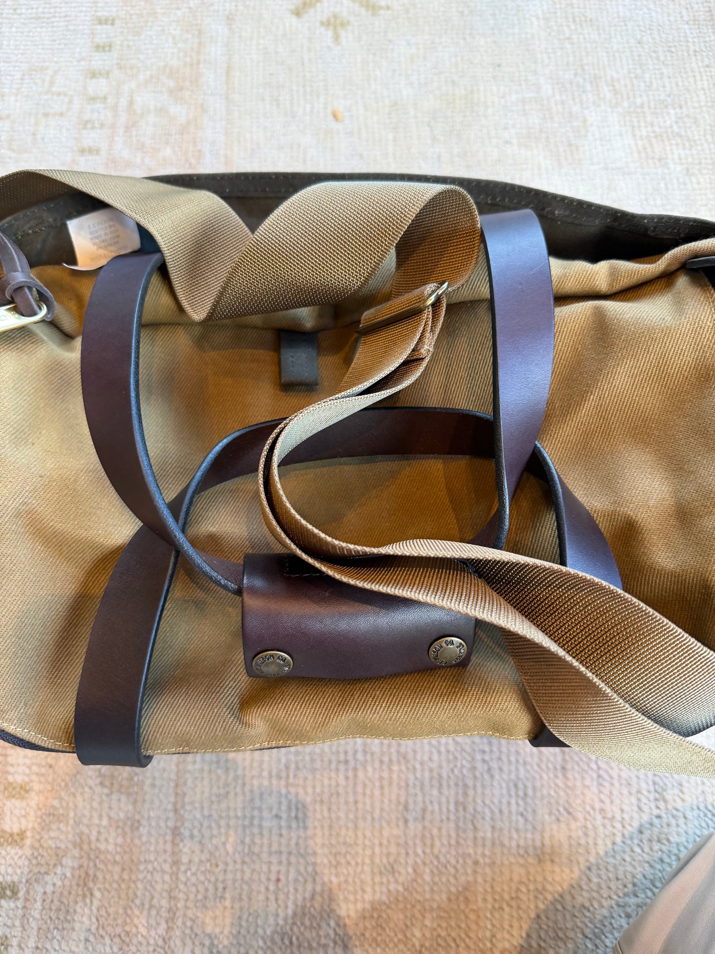 New without tags USA MADE Filson Heritage Sportsman Tan and Otter Green. -11070073