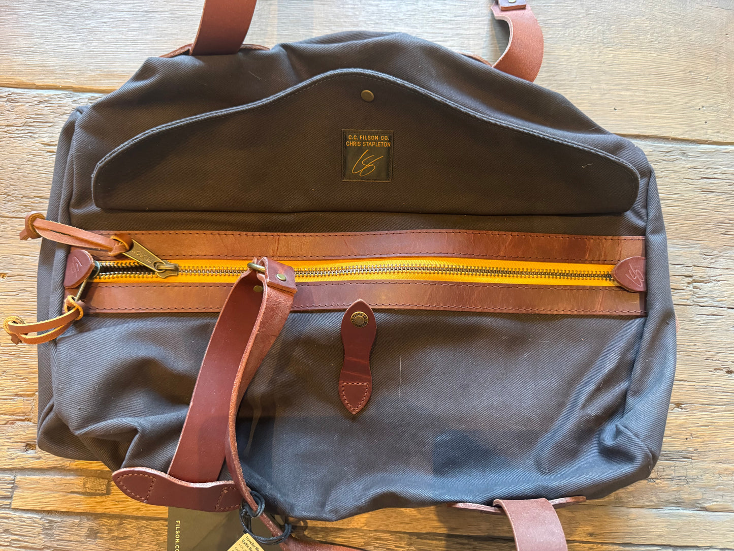 Filson x Chris Stapleton Traveller Medium Duffle Bag NWT #20265079USA Cinder