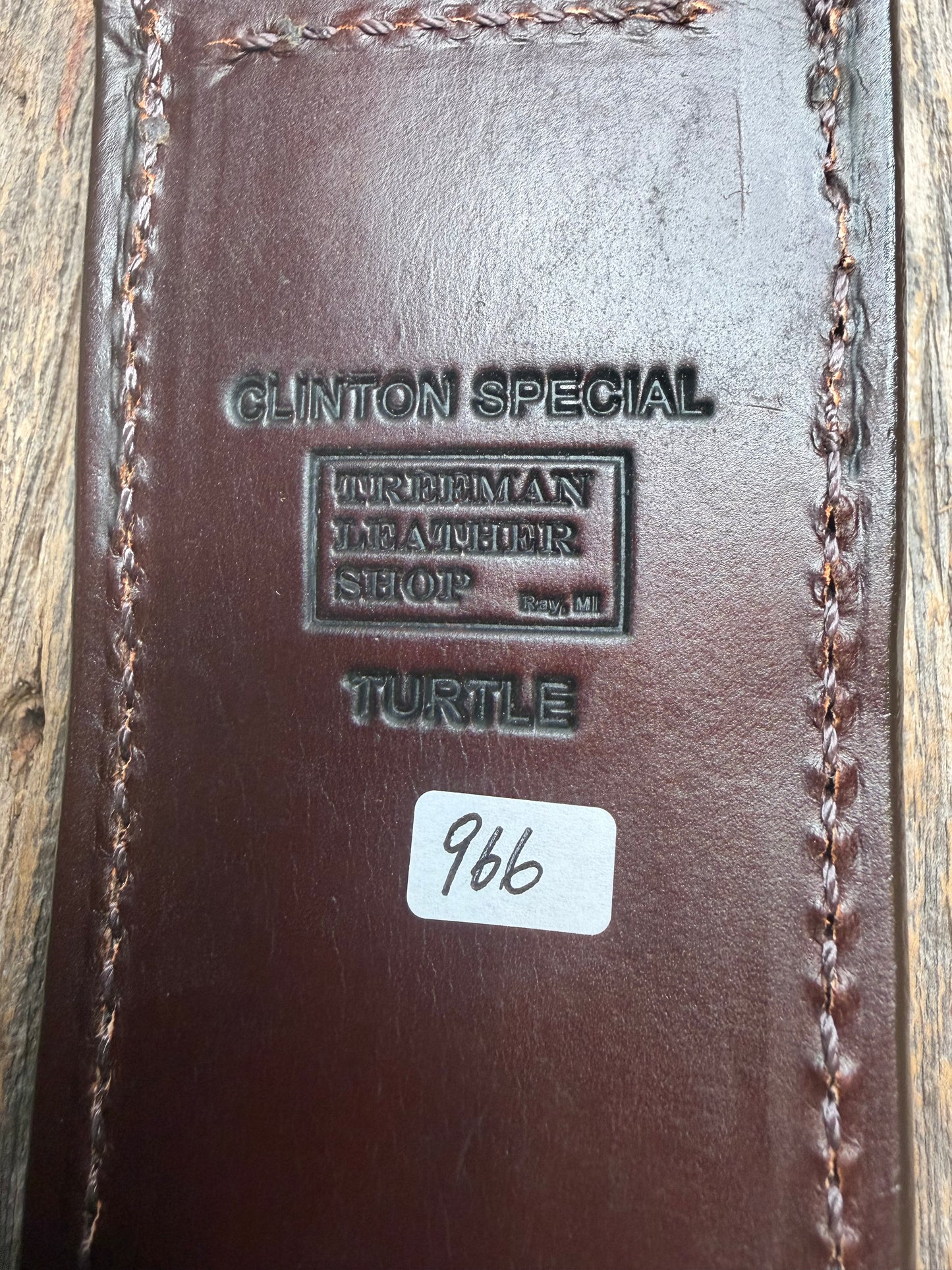 Randall Model Clinton Special Sheath in Exotic Dark Brown Snapping Turtle by Treeman. Forward curved hilt and new black canteen snap… Spiked Dragon tail portion of the turtle.