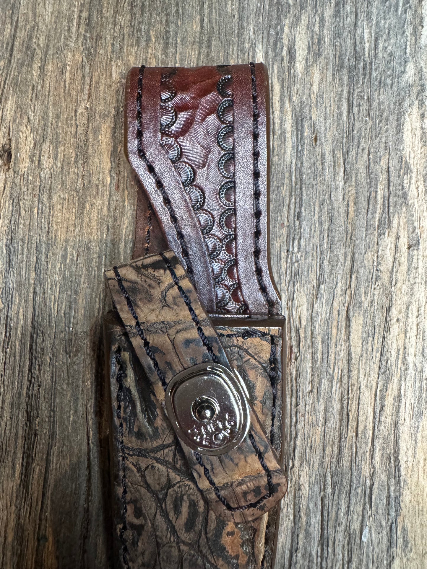 Randall Model 8-4 Sheath in Exotic Brown Sueded Crocodile from Treeman.