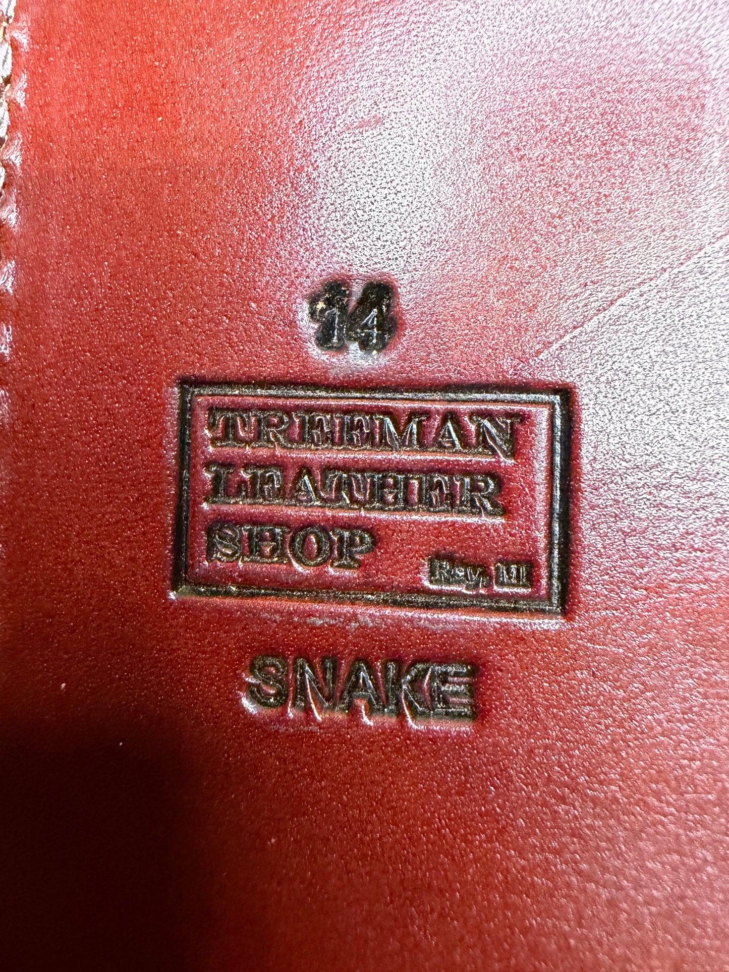 Randall Model 14 Sheath in Exotic West Texas Yellow Gopher Snake from Treeman Sheaths. Dark colors from the center of the skin, phenomenal.