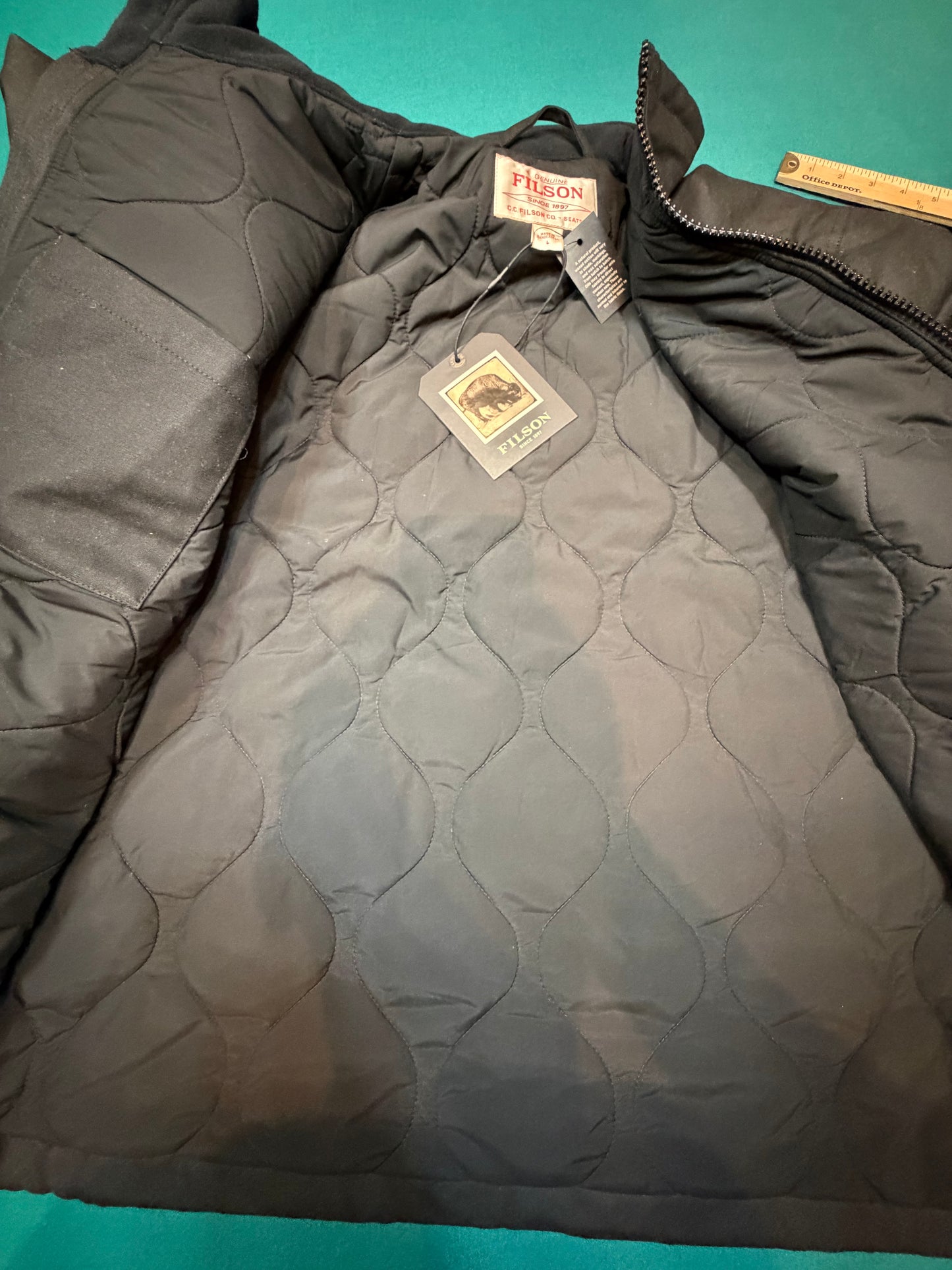 NWT Filson TIN CLOTH PRIMALOFT® JACKET in Black in a size Large NWT