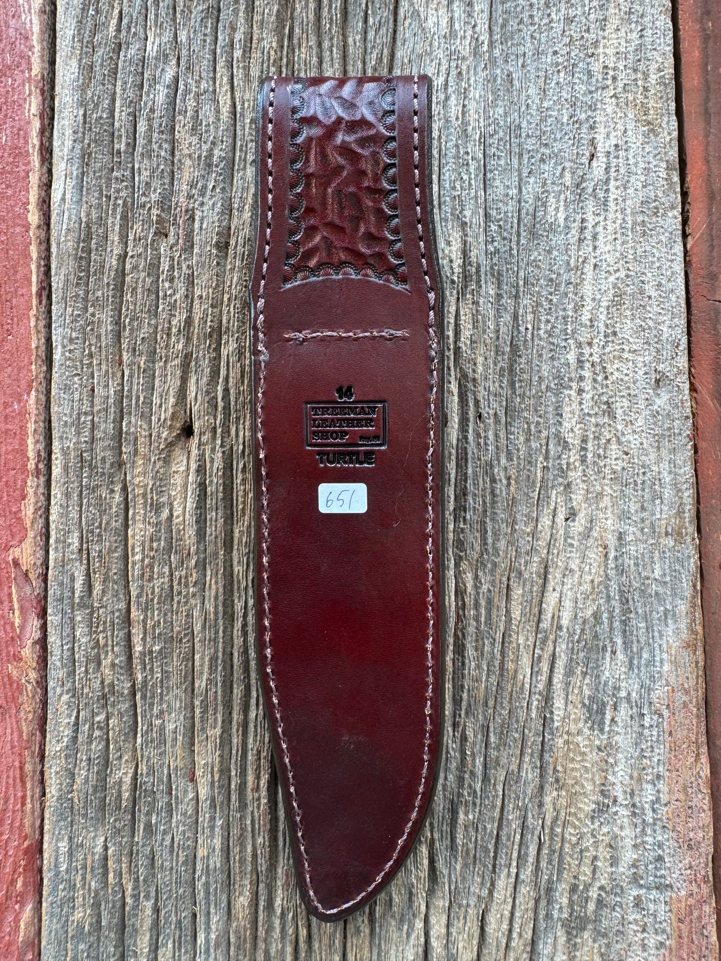Randall Model 14 Sheath in Exotic Brown Snapping Turtle by Treeman. Spiked Dragon tail portion of the turtle.