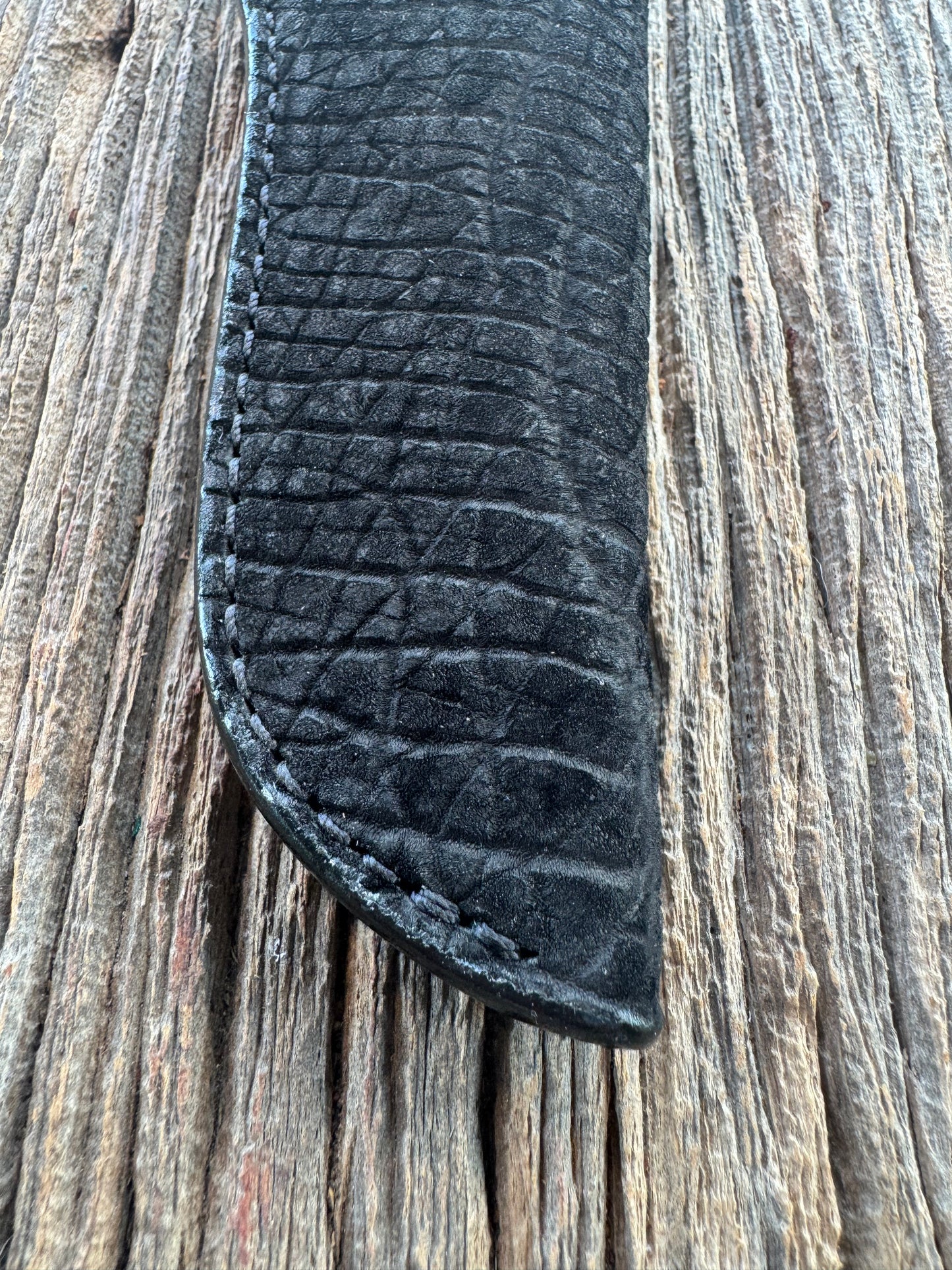 Randall Model 26 Sheath in Exotic Black Hippo Throat style from Treeman.