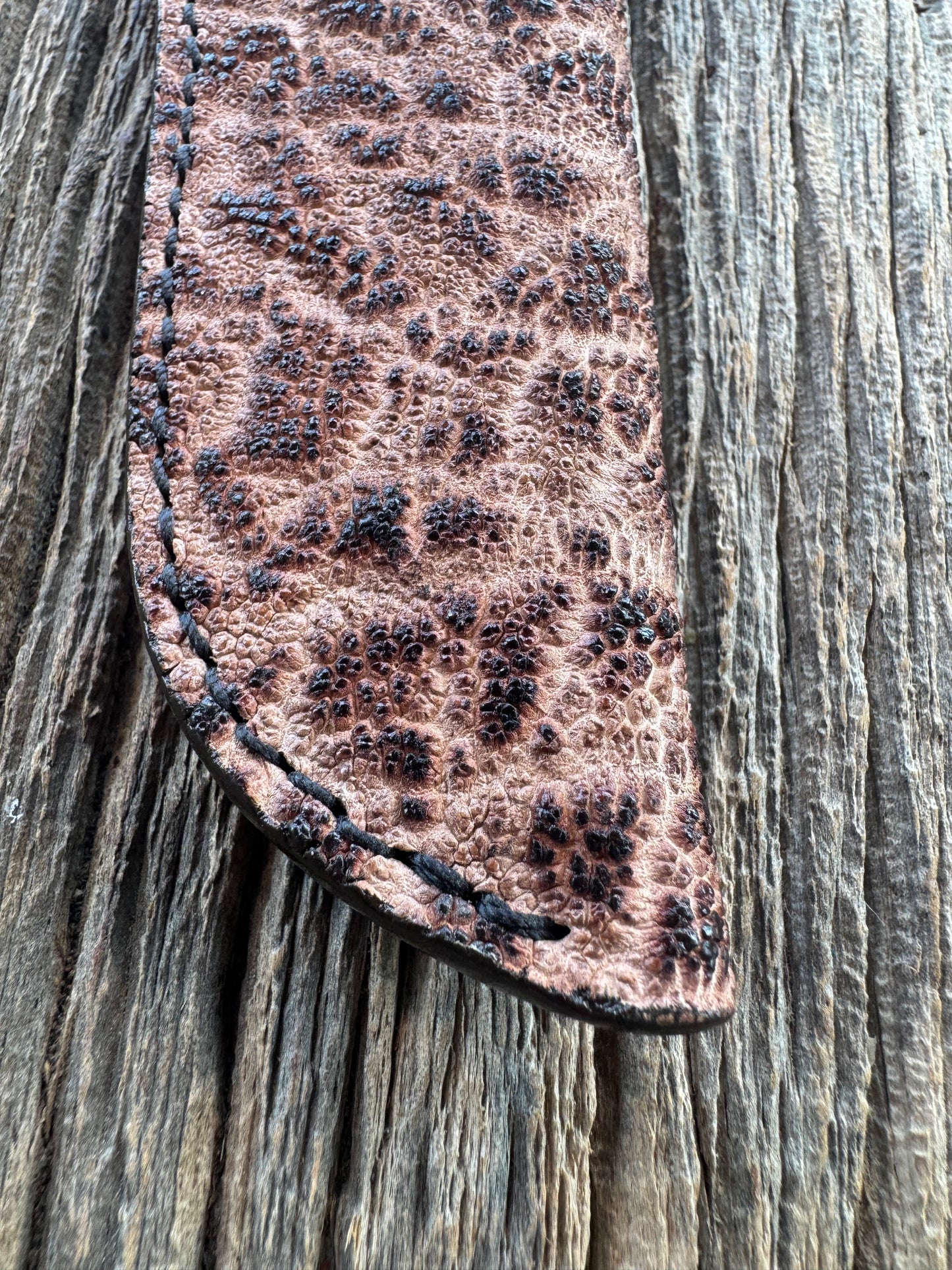 Randall Model 26 Sheath in Exotic Textured Elephant Throat style from Treeman.