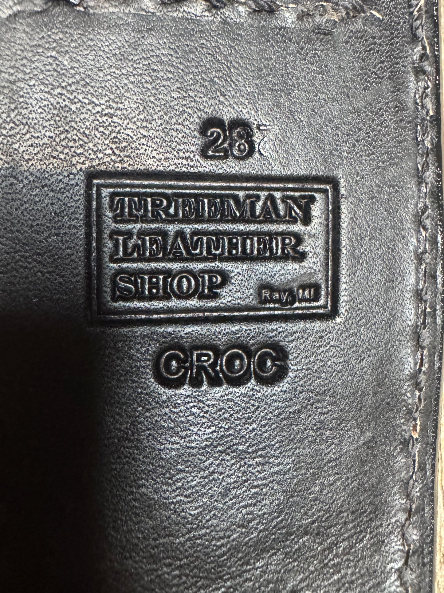 Randall Model 28 Sheath in Exotic Black Crocodile from Treeman.