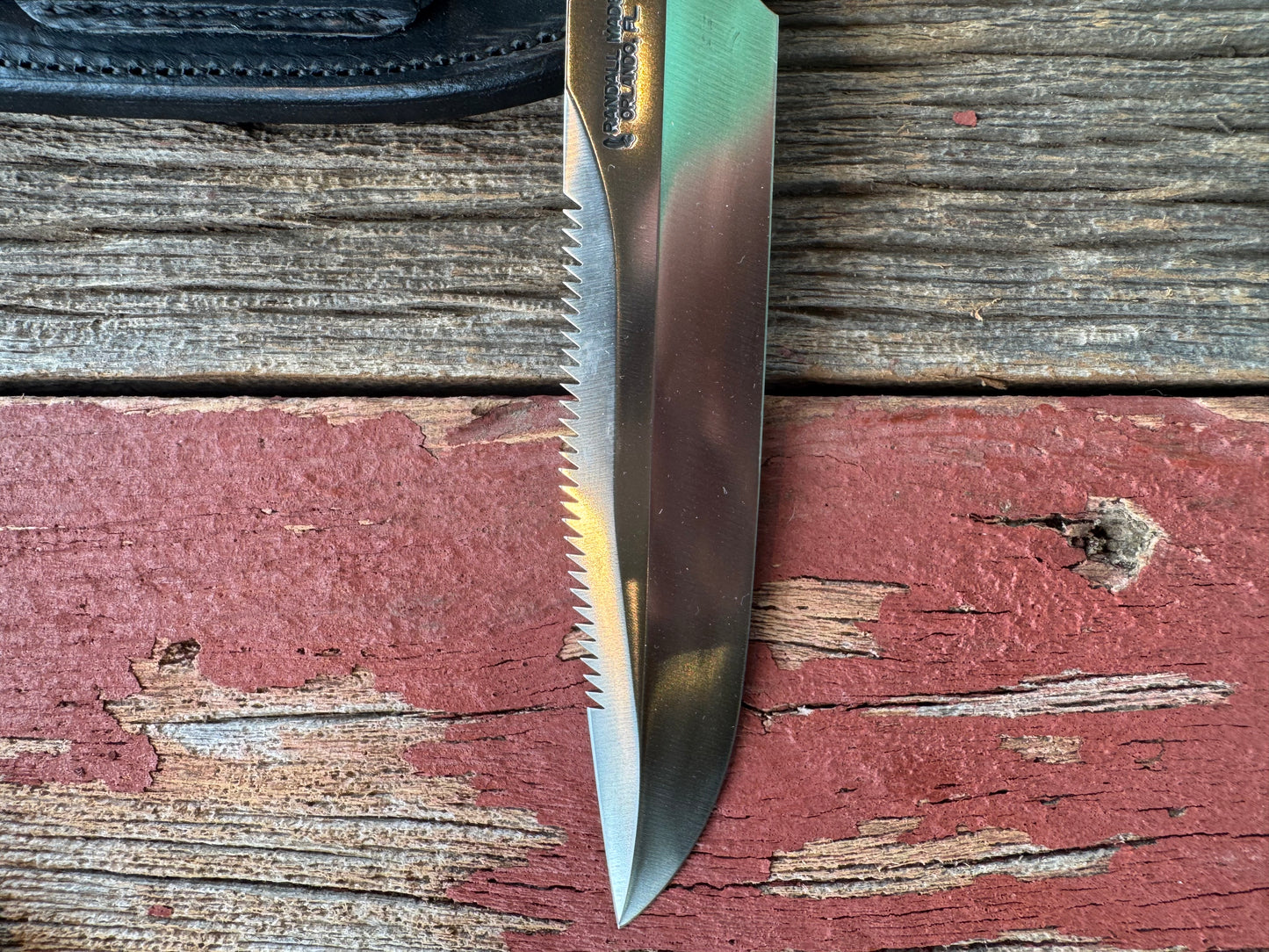 Randall Model 1-7 in a gorgeous piece of Polished Crown Stag. Nickel Silver Hilt, sawteeth and a natural exposed end, Stainless steel.