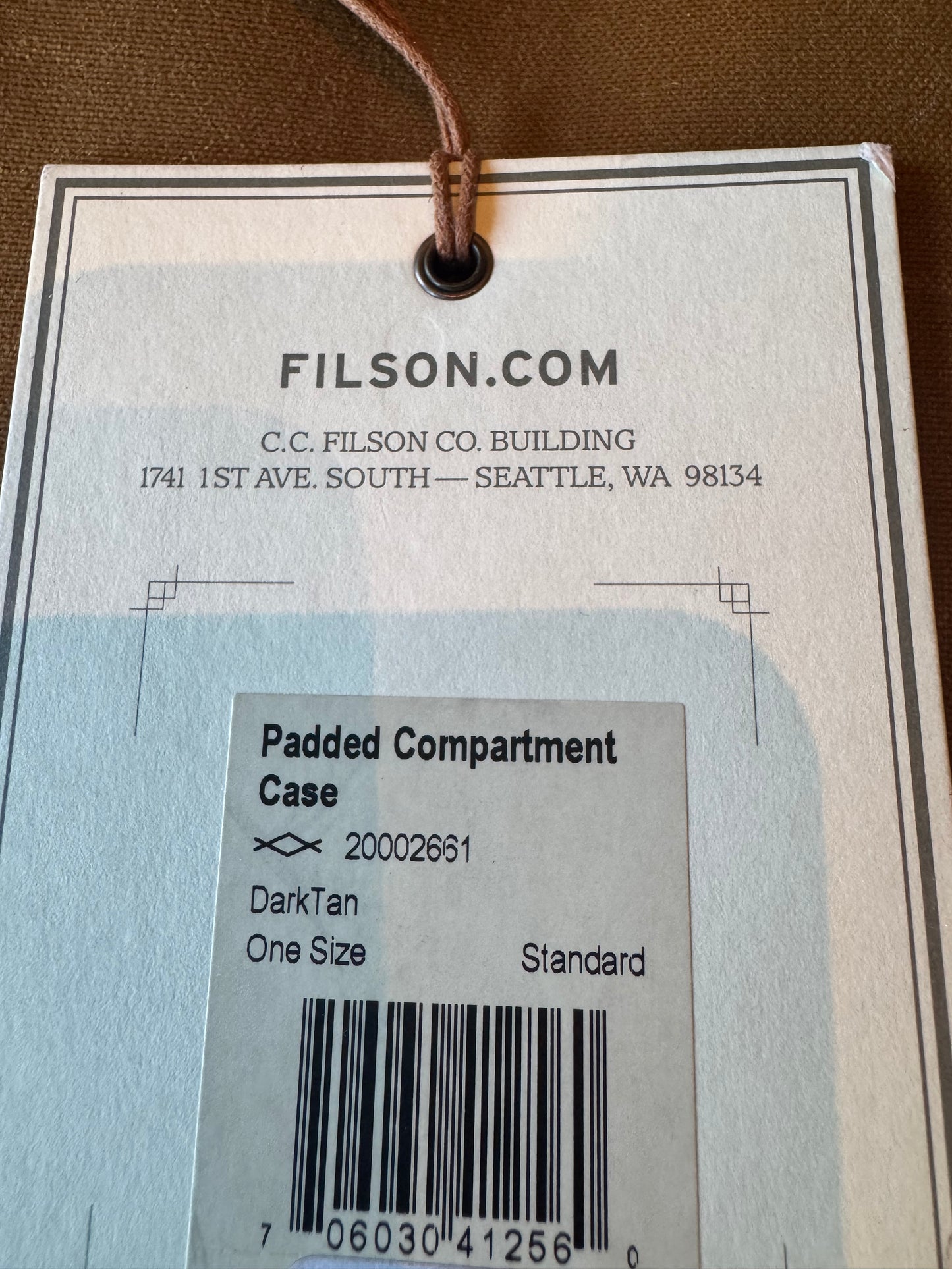 RARE NEW WITH TAGS FILSON PADDED COMPARTMENT CASE | DARK TAN | USA| # 2002661| CAMERA LENSES| FISHING REELS