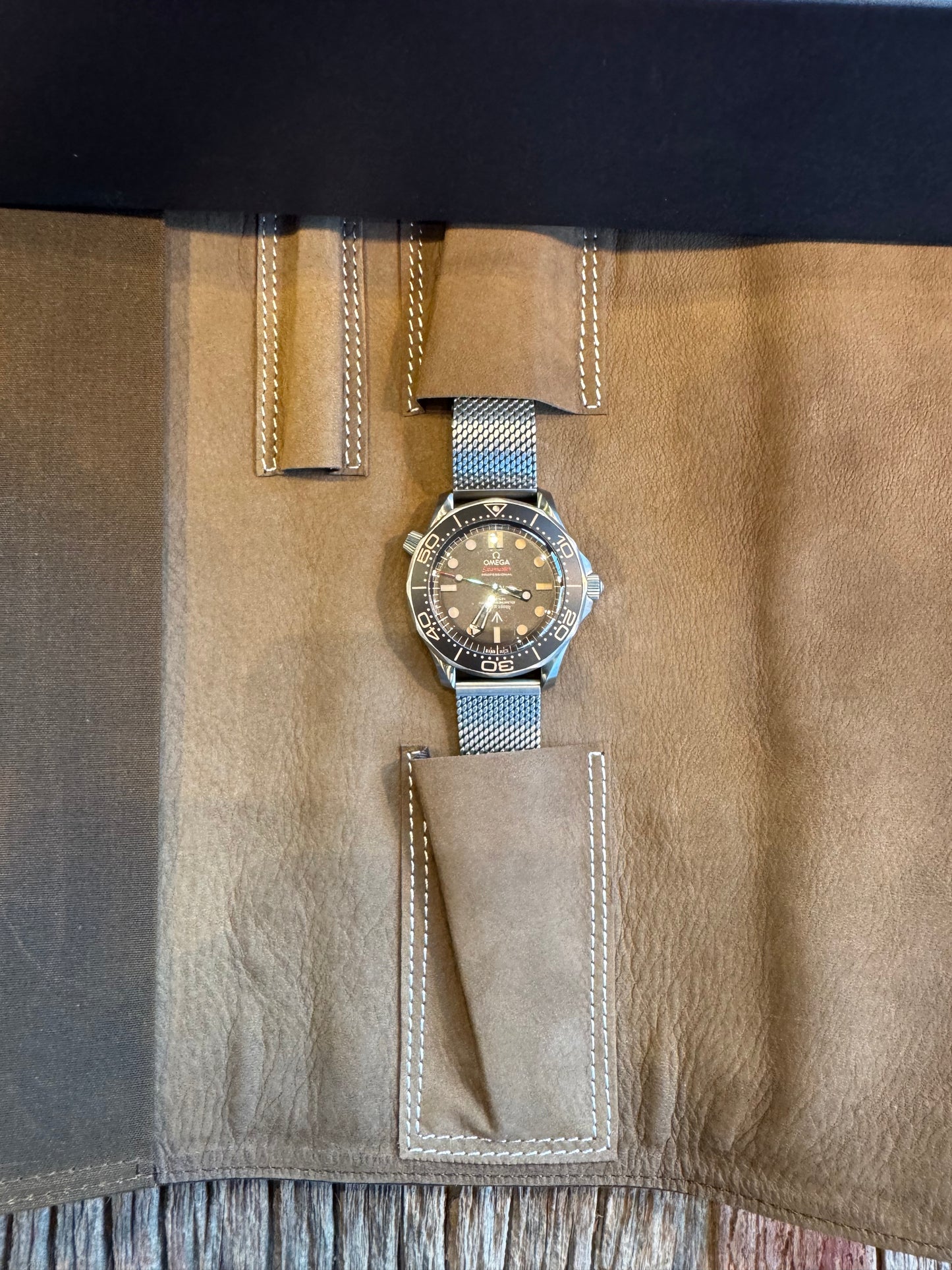 2022 Omega Seamaster Diver 300 M Certified 007 Edition Titanium Mens Watch 210.90.42.20.01.001 Box Card