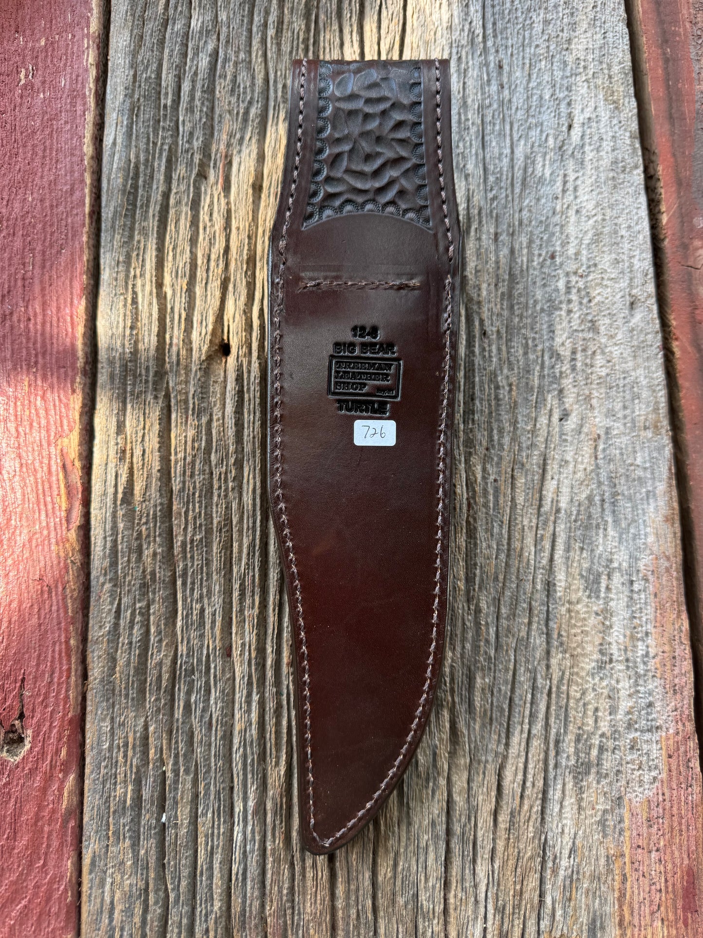 Randall Model 12-8 “Big Bear” Sheath in Exotic Rust Snapping Turtle by Treeman. Spiked Dragon tail portion of the turtle.