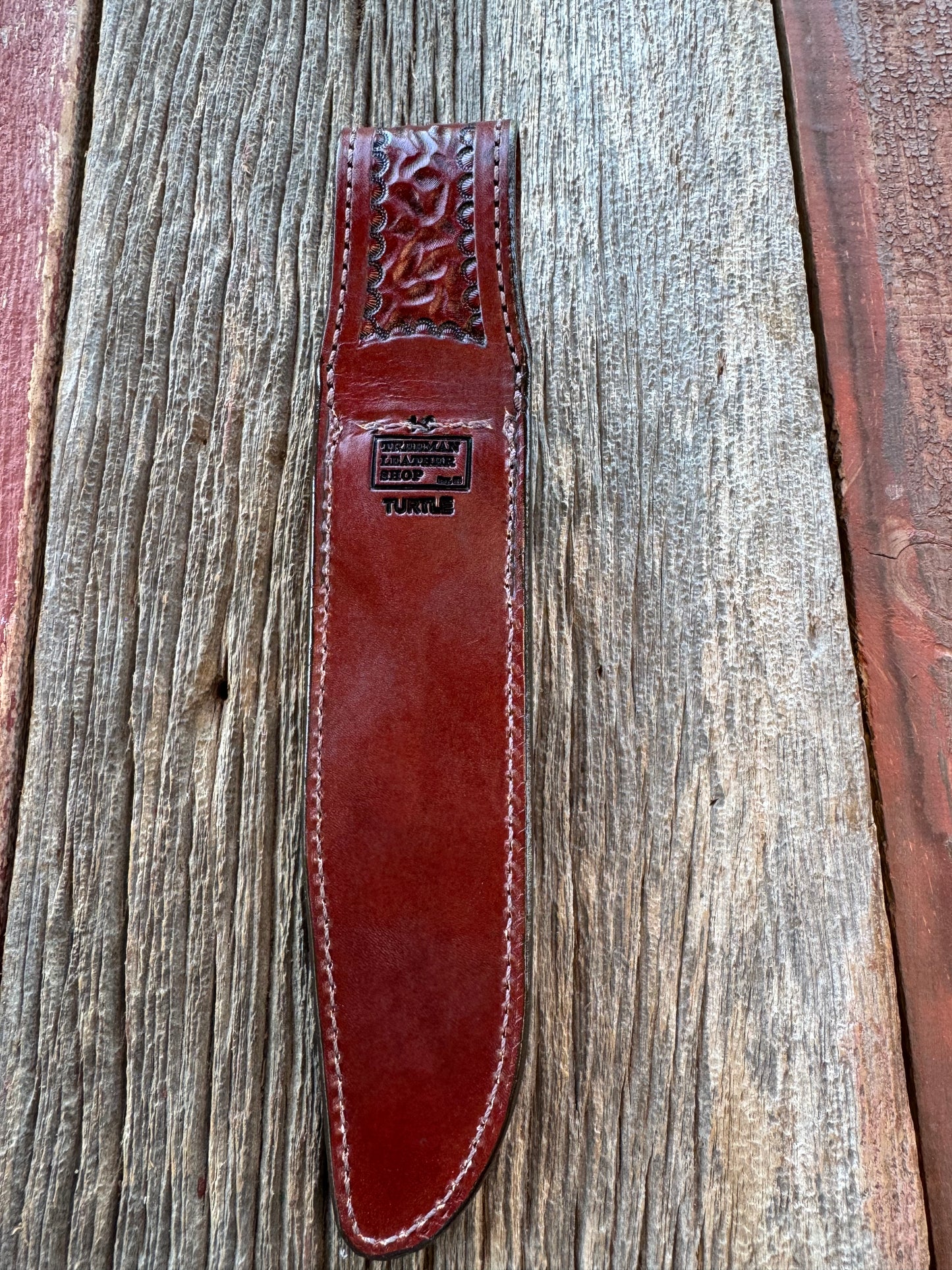 Randall Model 1-8 Grind Sheath in Exotic Green Snapping Turtle by Treeman. Spiked Dragon tail portion of the turtle.