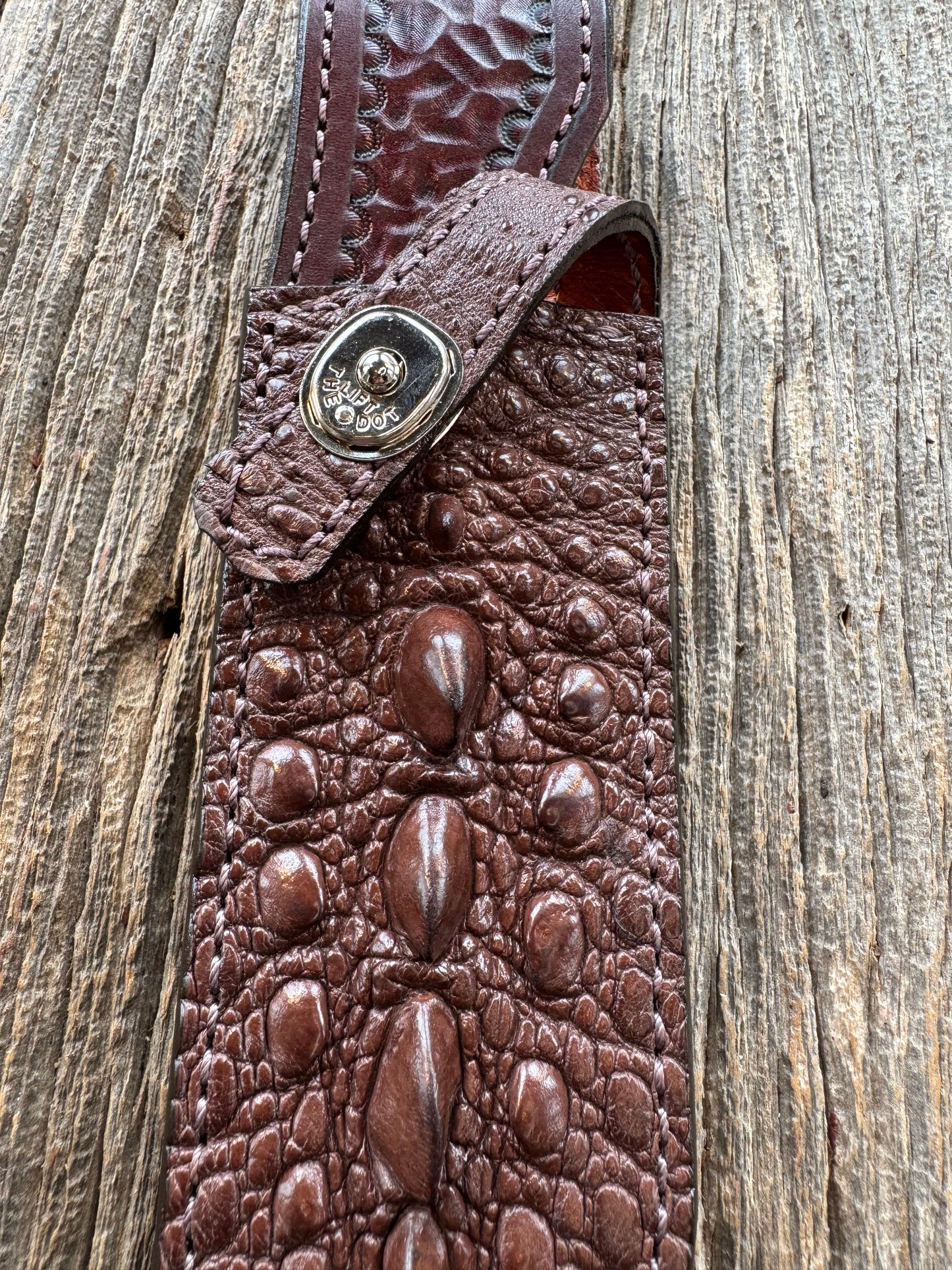 Randall Model 14 Sheath in Exotic Brown Snapping Turtle by Treeman. Spiked Dragon tail portion of the turtle.