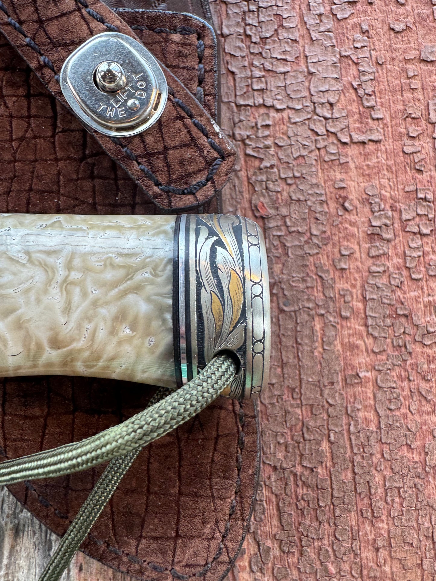 Randall Model Bowles Skinner Dealer Special Knife, perfect Musk Ox. This knife is a one of 4 per Rick Bowles. Beautifully engraved by Jere Davidson and adorned with gold and silver inlays.