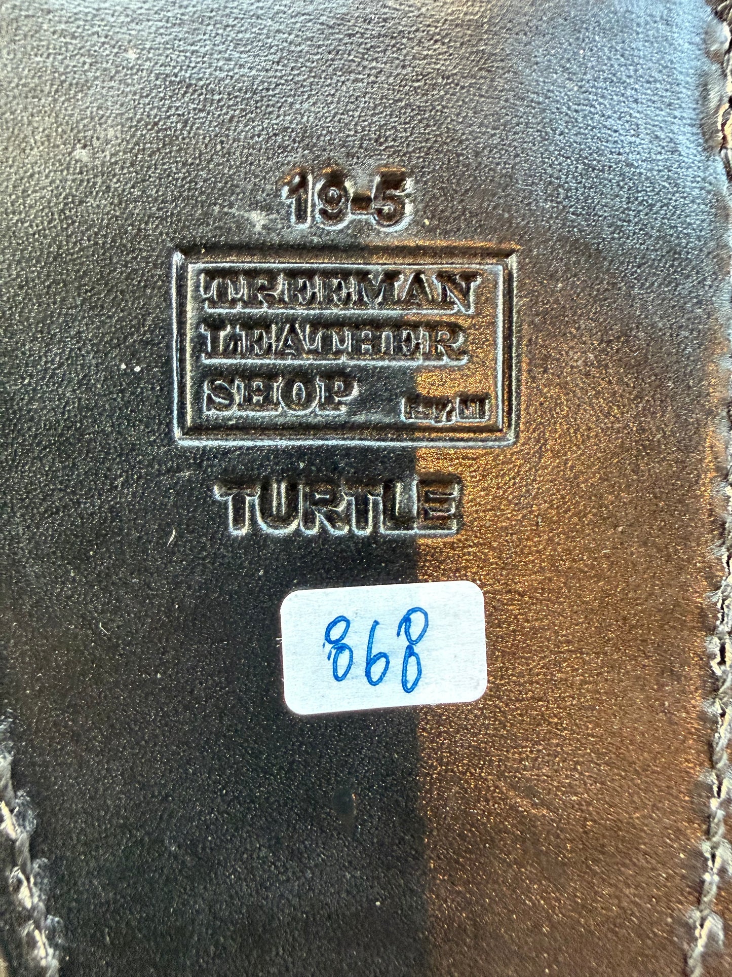 Randall Model 19-5 in Exotic Black Snapping Turtle Horned/Dragon Tail Sheath from Treeman. New version with a Black Canteen Snap.