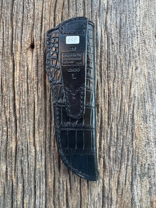 Randall Model 26 Sheath in Exotic Black Croc ( Anus Cut)Throat style from Treeman. This is a left hand sheath.