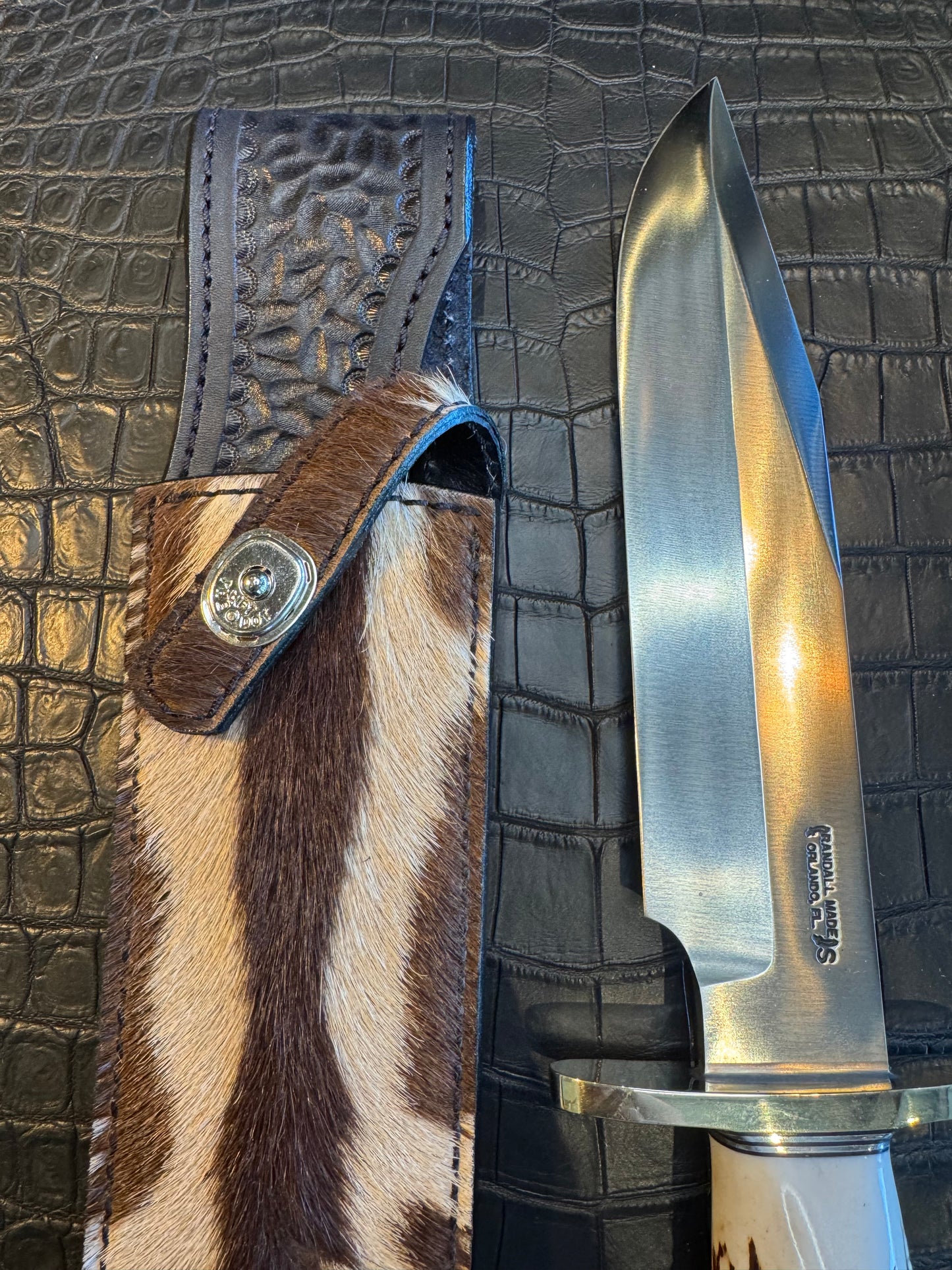 Randall Model 12-9/14 Grind Sheath in Exotic Zebra ( Face stripes) by Treeman. (Sheath only)