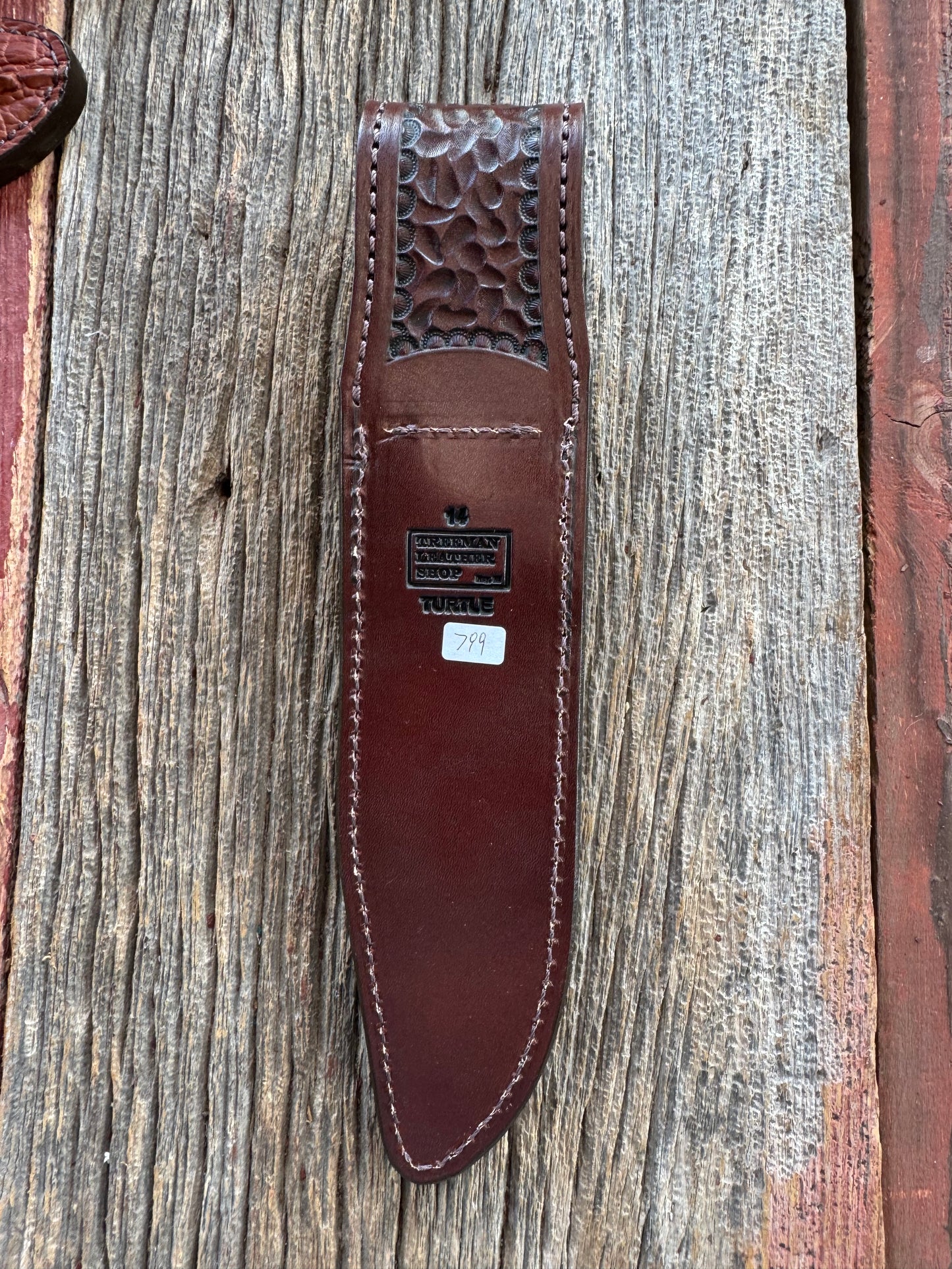 Randall Model 14 Sheath in Exotic Green Snapping Turtle by Treeman. Spiked Dragon tail portion of the turtle.