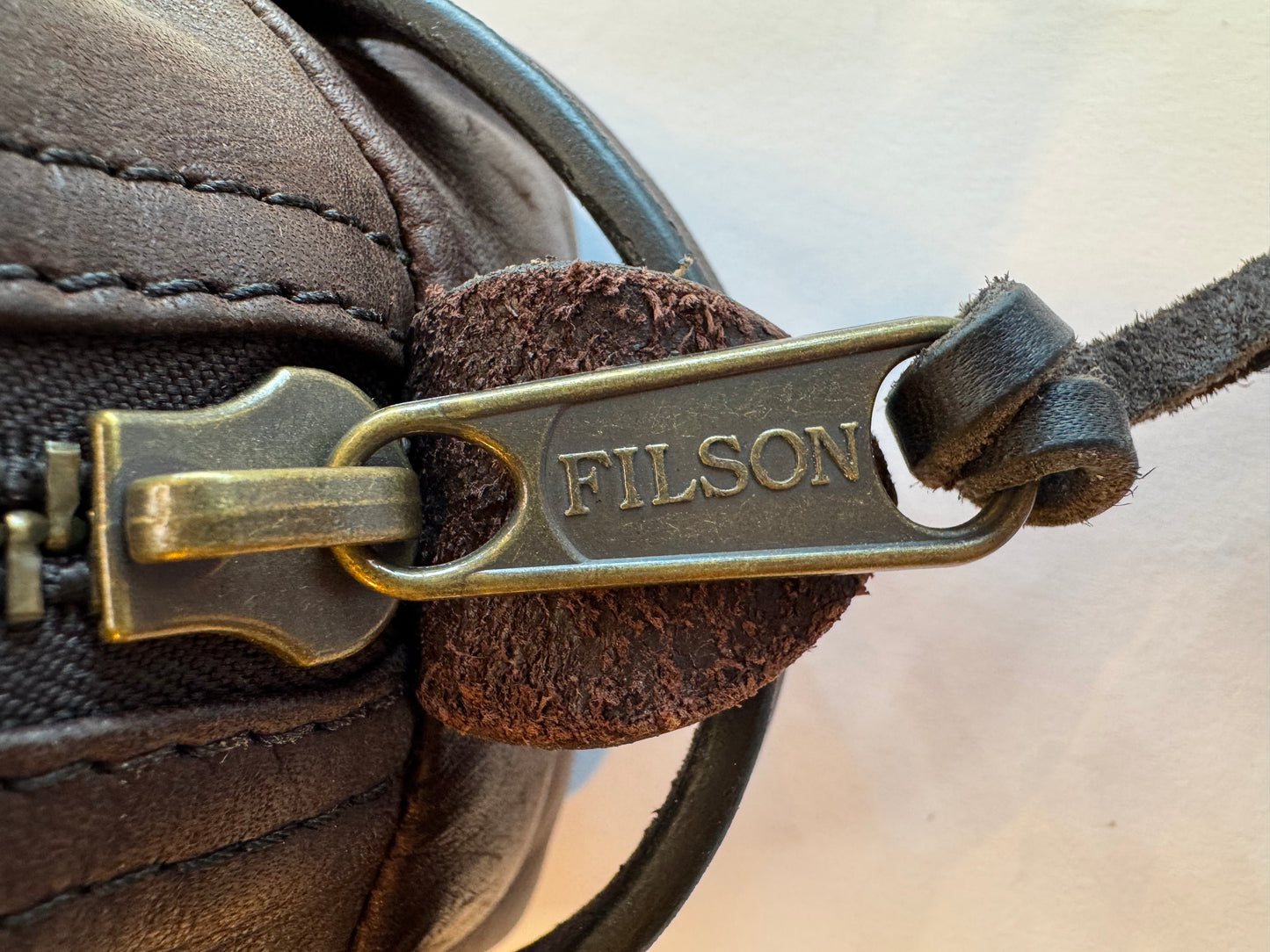 Rare Used Filson Travel Kit Dopp Weatherproof Sierra Brown Leather Made in USA
