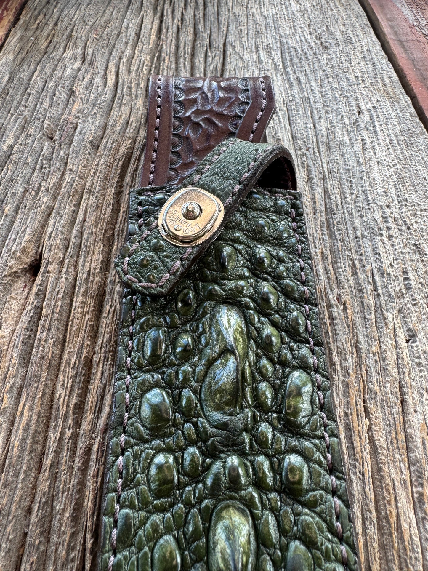 Randall Model 14 Sheath in Exotic Green Snapping Turtle by Treeman. Spiked Dragon tail portion of the turtle.