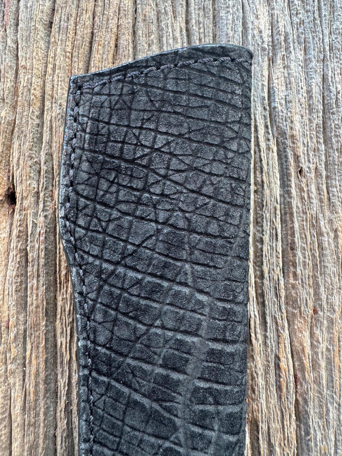 Randall Model 26 Sheath in Exotic Black Hippo Throat style from Treeman.
