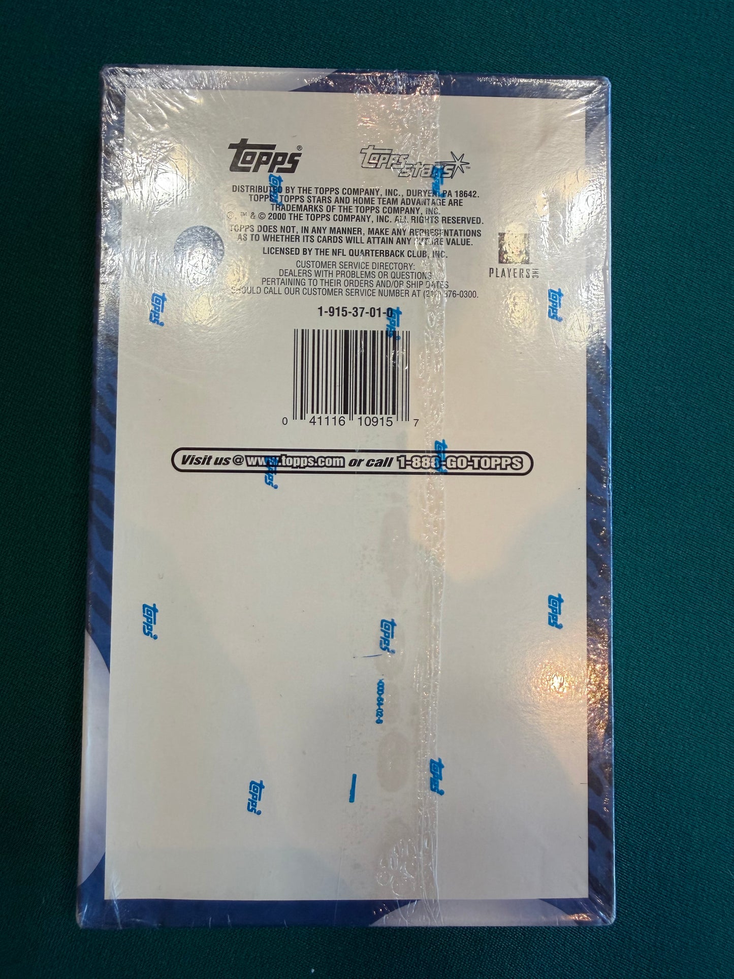 2000 Topps Stars NFL Sealed Football Box (24 Packs) 6 Card Per Pack -