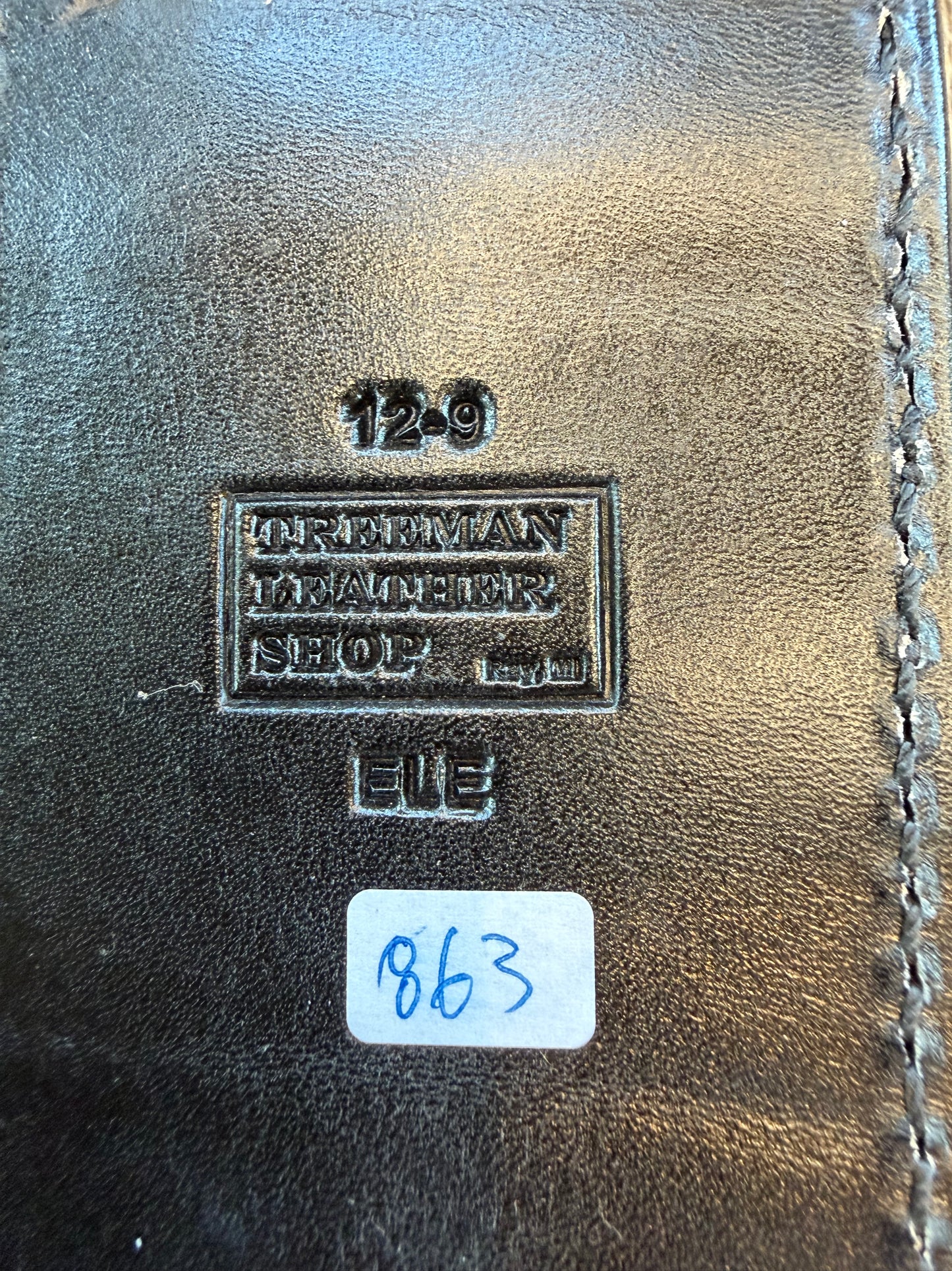 Randall Model 12-9 Sheath in Exotic African Elephant Ear from Treeman Sheaths. Black and Grey pebble texture and the new black Canteen snap, phenomenal.