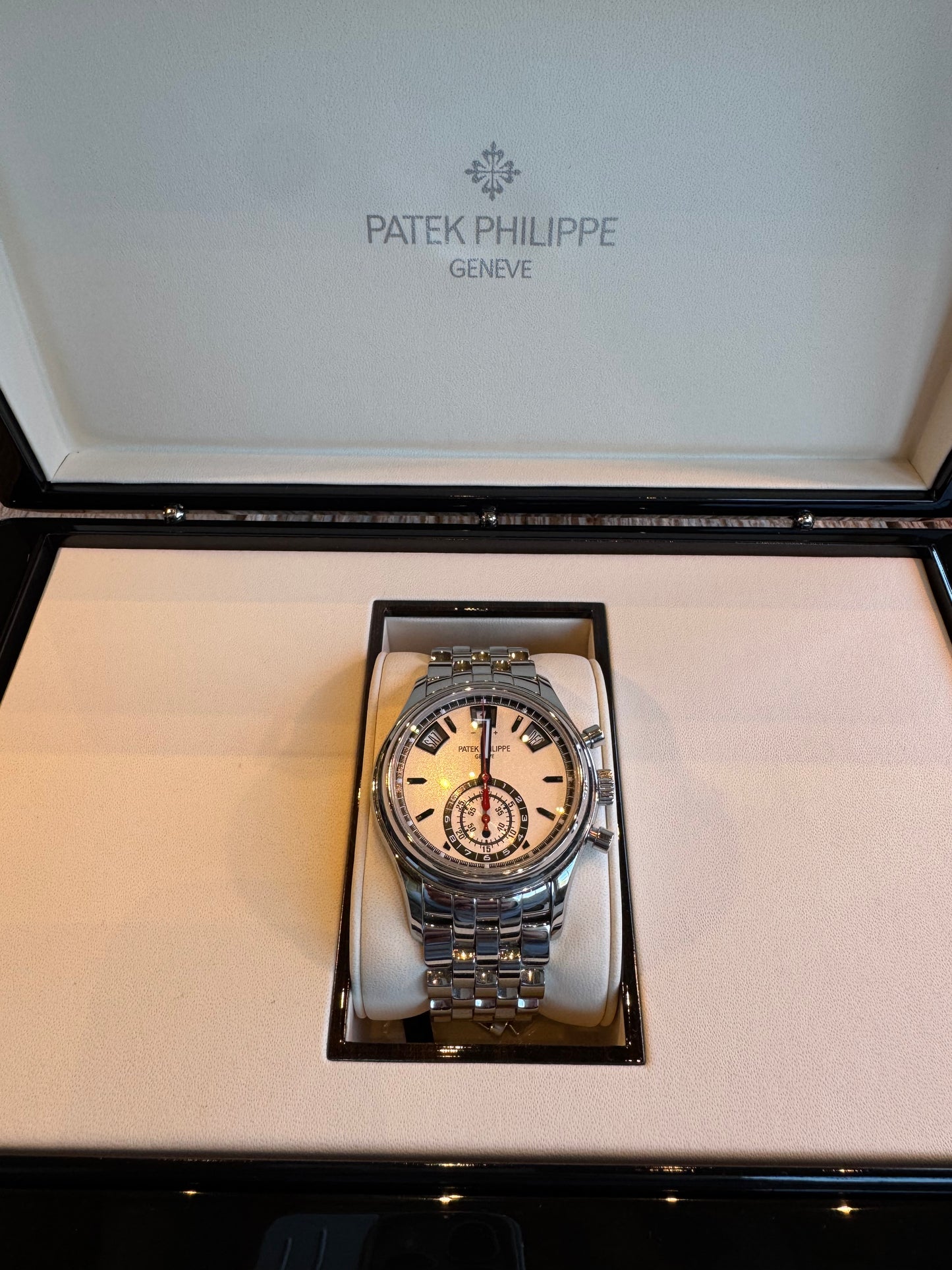Patek Philippe Annual Calendar Chronograph. Model 5960/1A-001 White Dial and Stainless Steel.