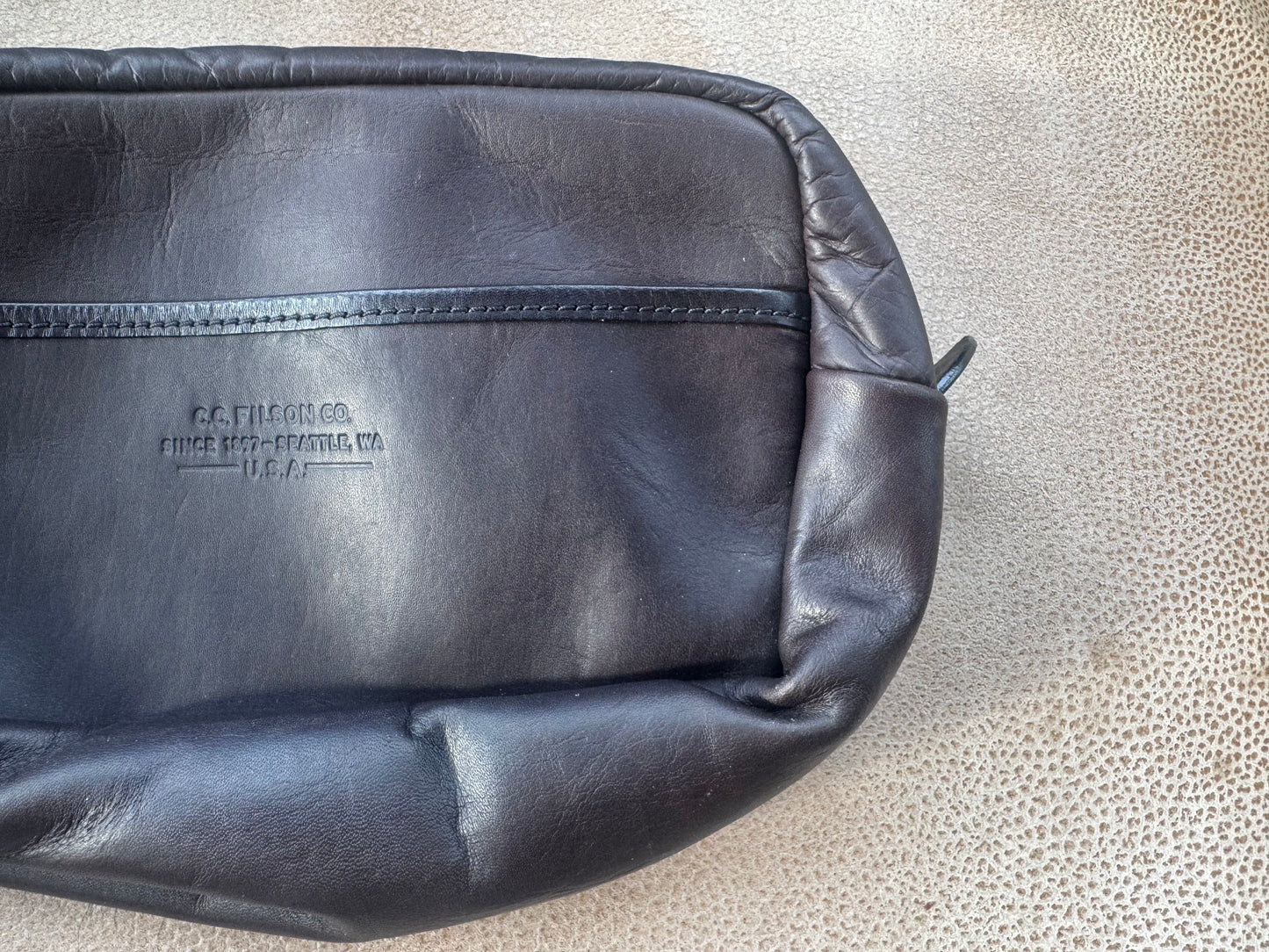NWT Filson Weatherproof Leather Dopp or Travel Kit in Sierra Brown Grail Rare