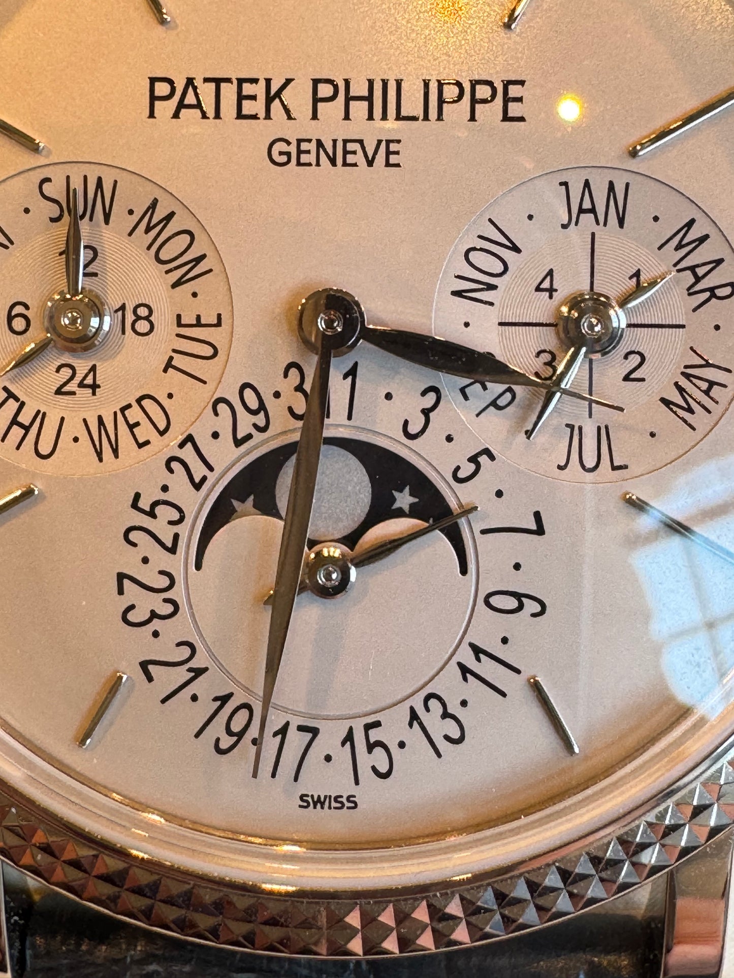 Patek Philippe Perpetual Calendar Grand Complications Perpetual Calendar 5139G-001 Matte Grey Strap like new.