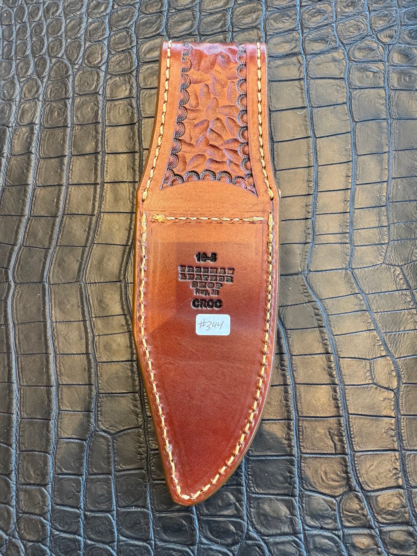 Randall Model 19-5 Exotic Rum Tan Crocodile Skull Top Sheath from Treeman.